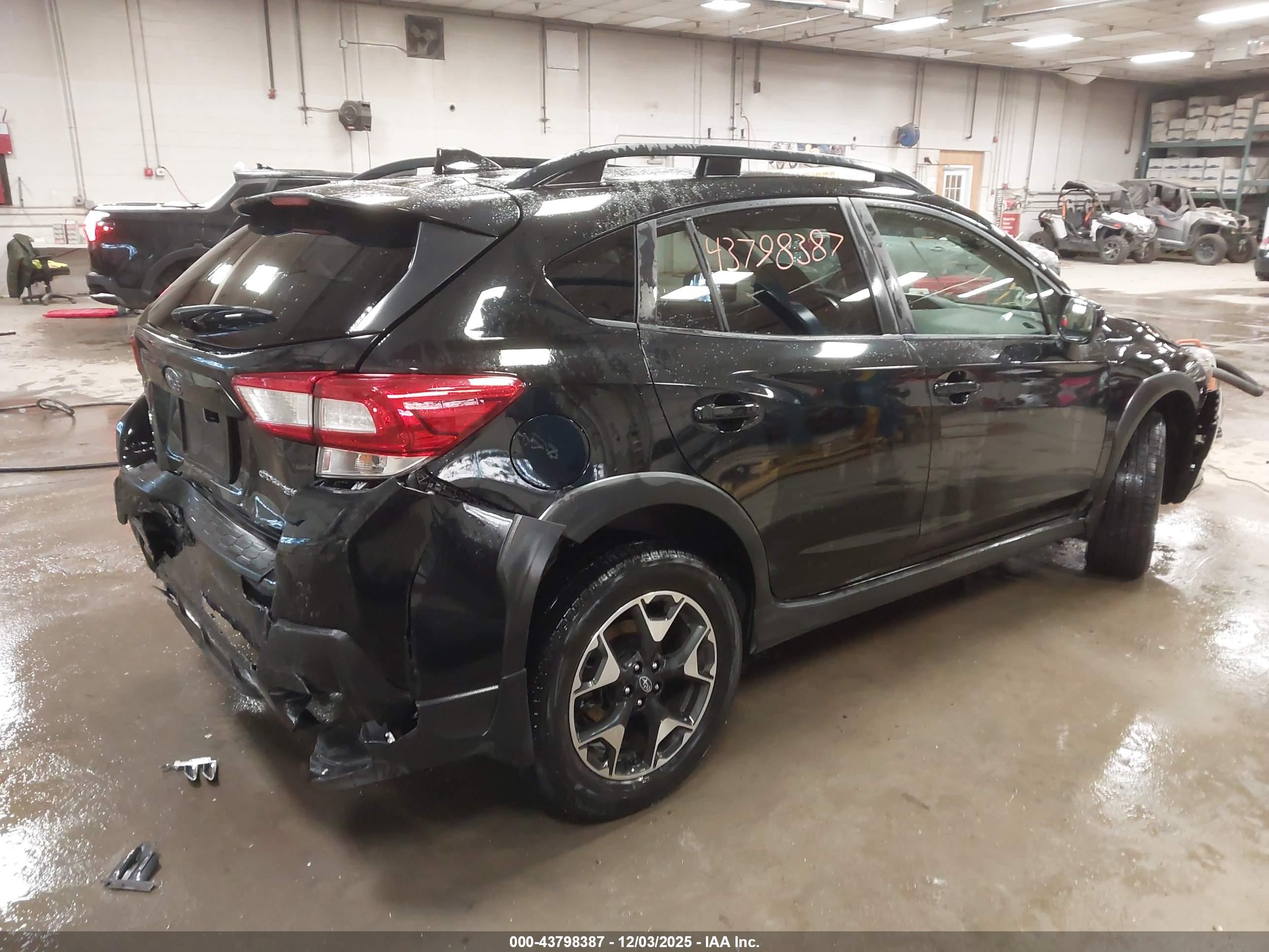 SUBARU CROSSTREK image 4