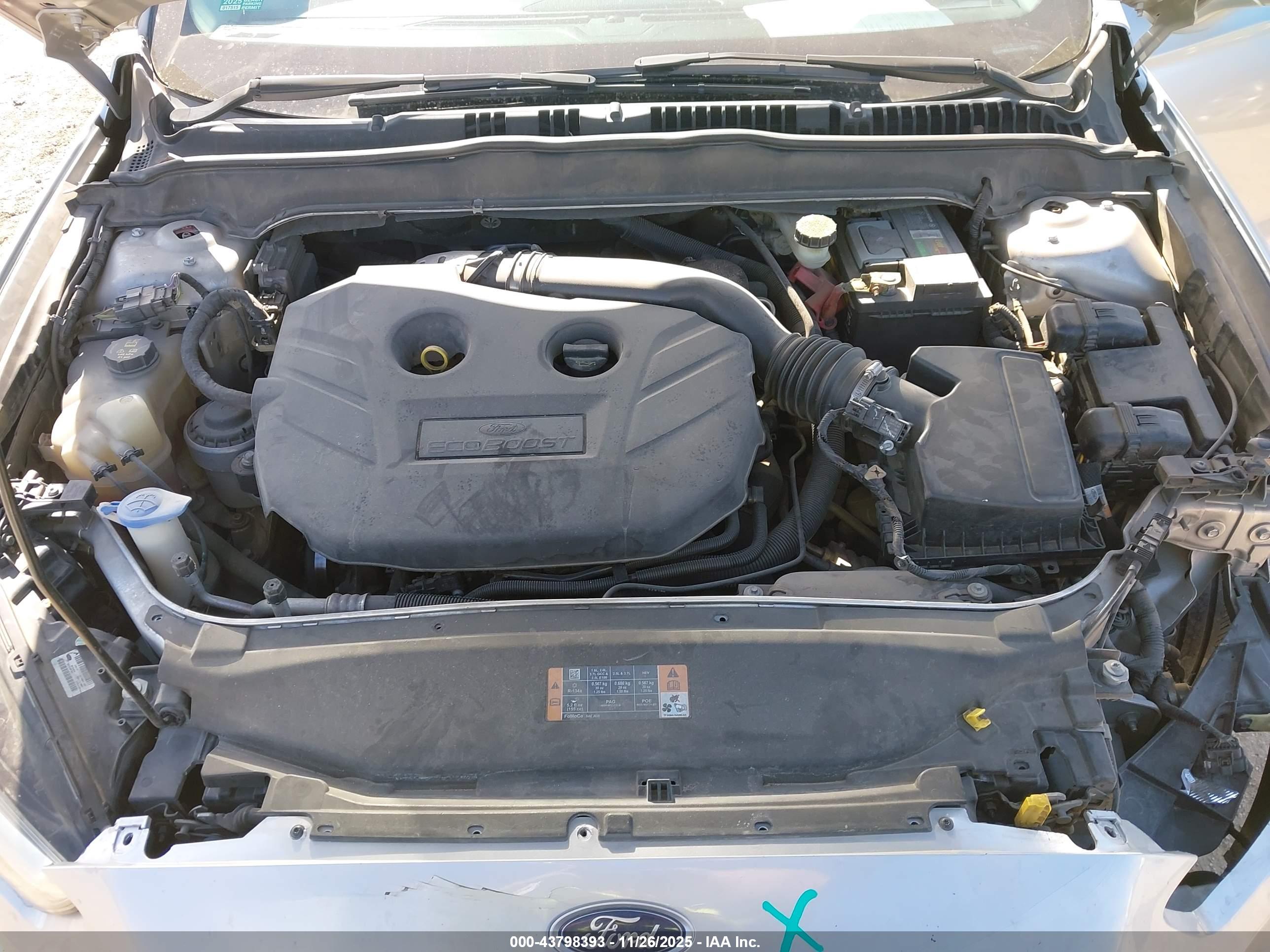 FORD FUSION image 10
