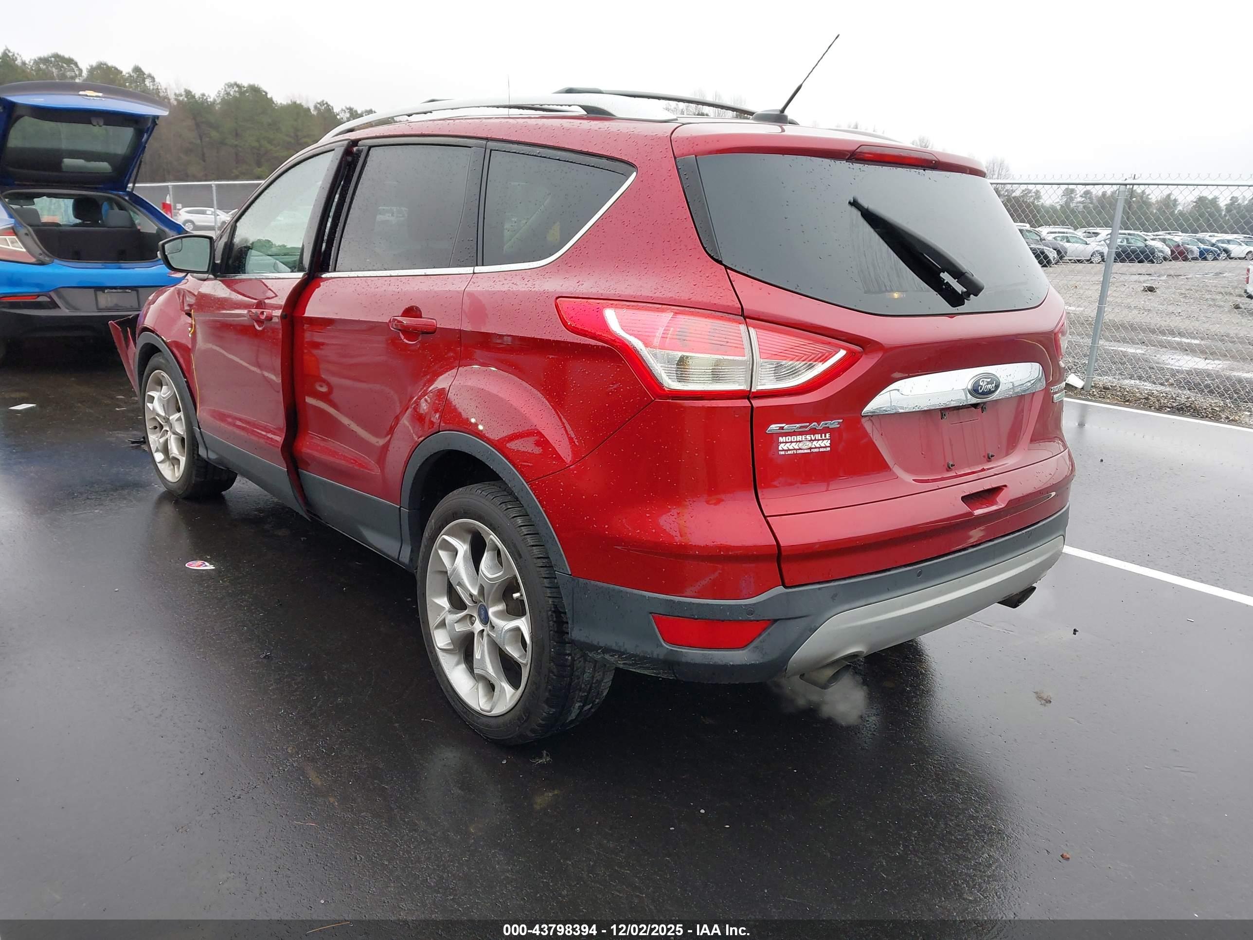 FORD ESCAPE image 3