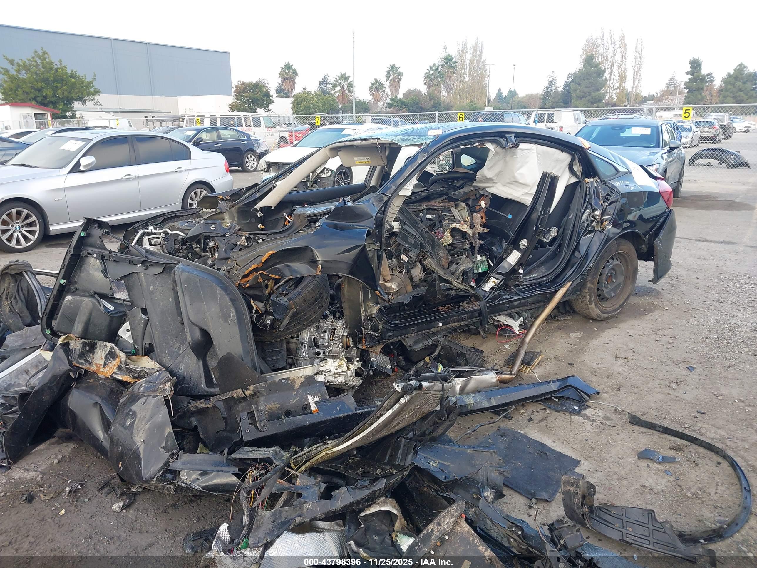 HONDA CIVIC image 2