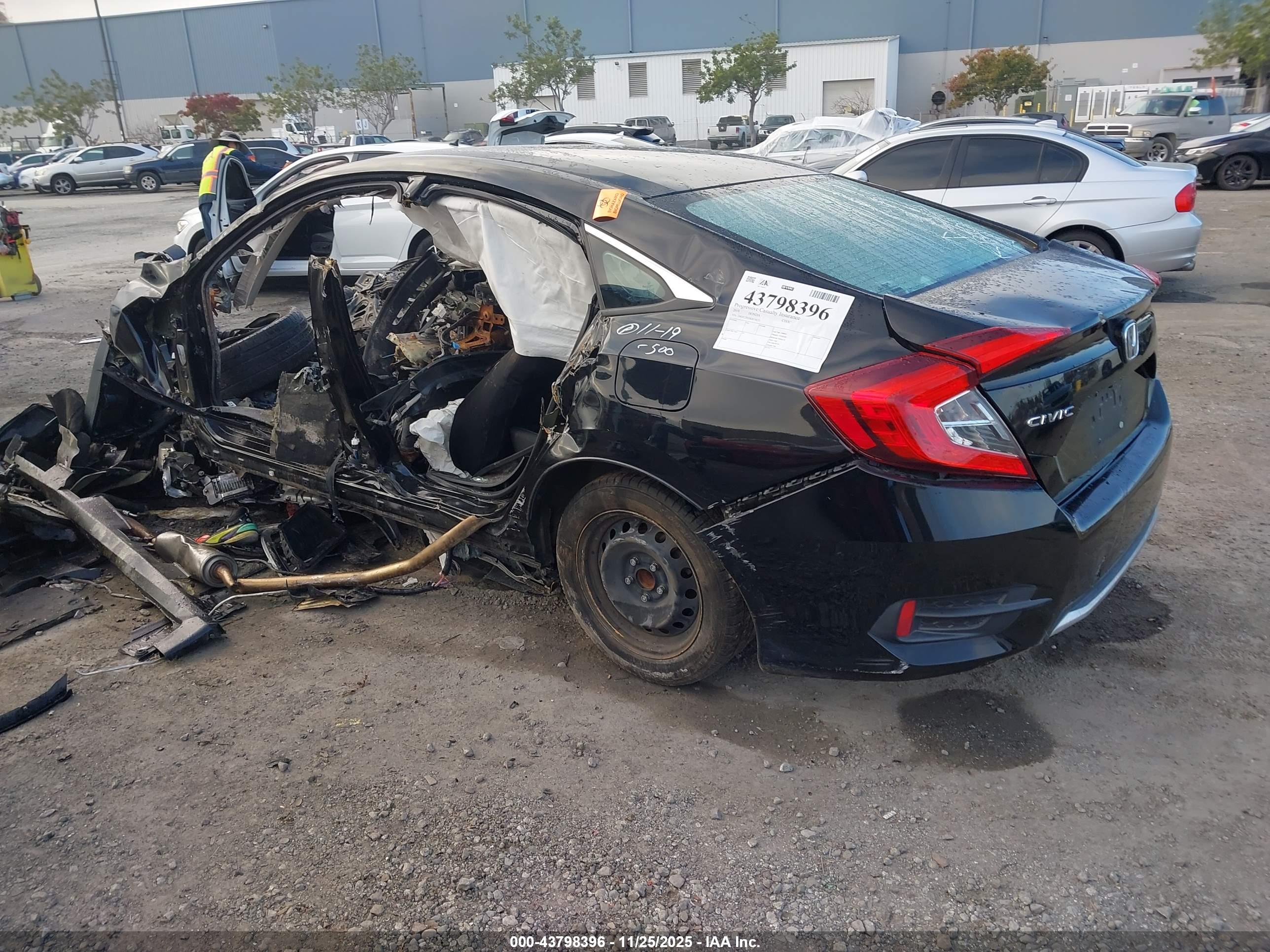 HONDA CIVIC image 3