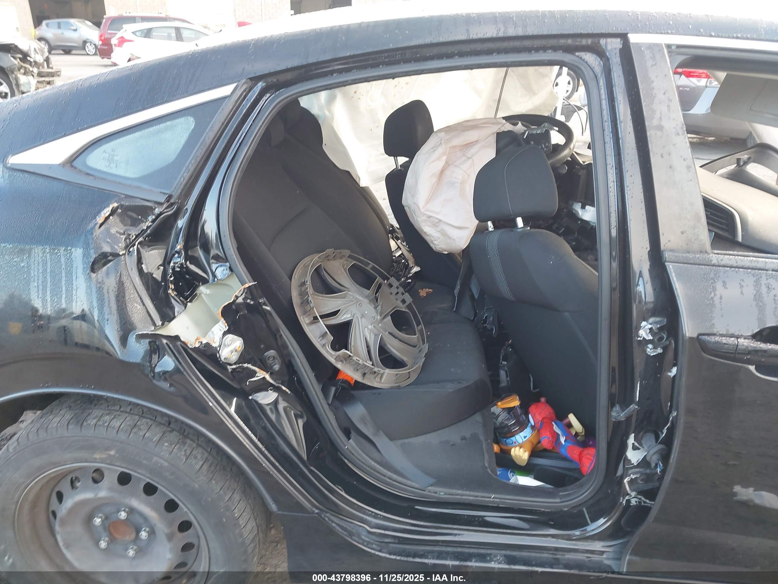 HONDA CIVIC image 8