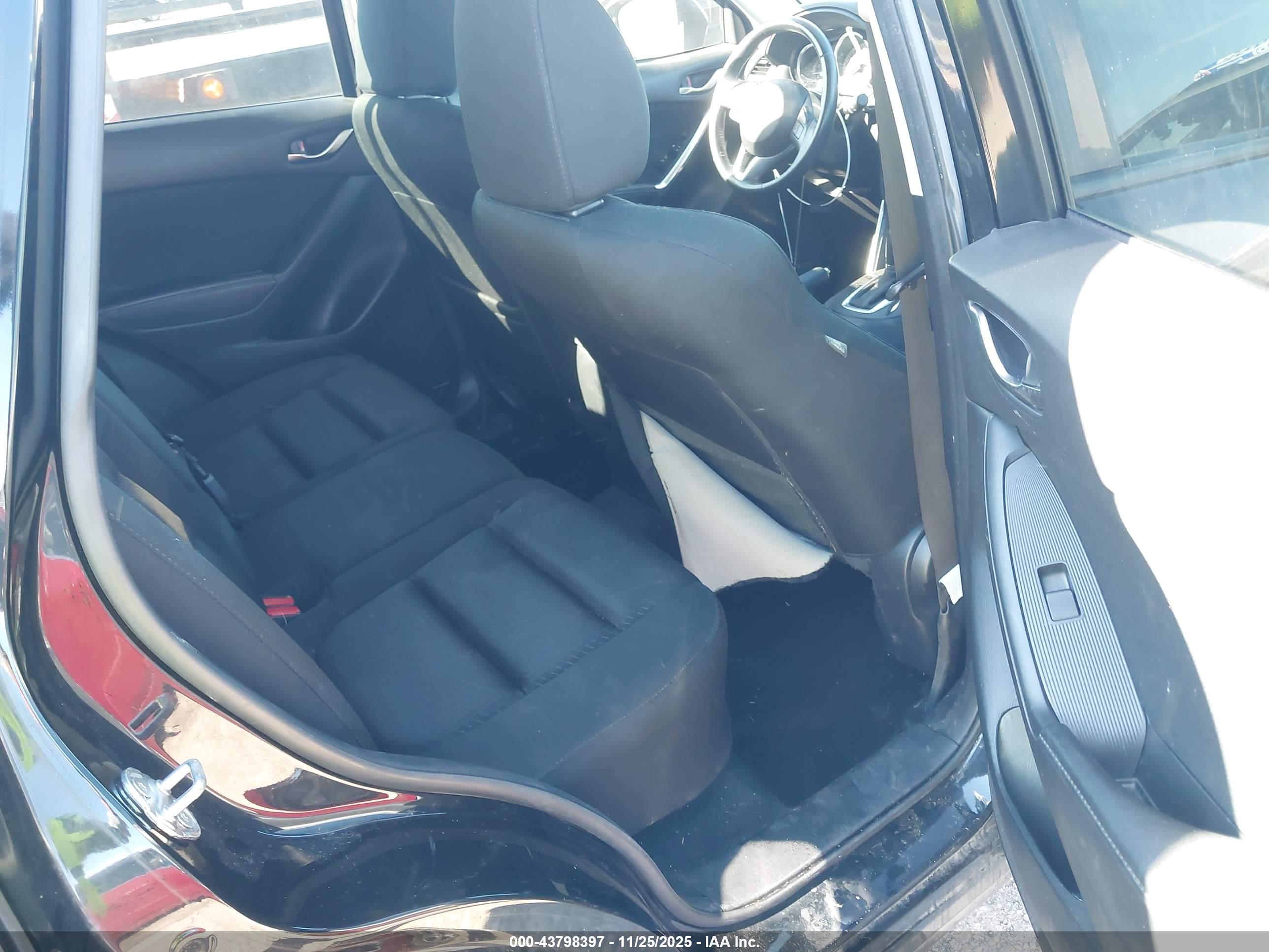 MAZDA CX-5 image 8