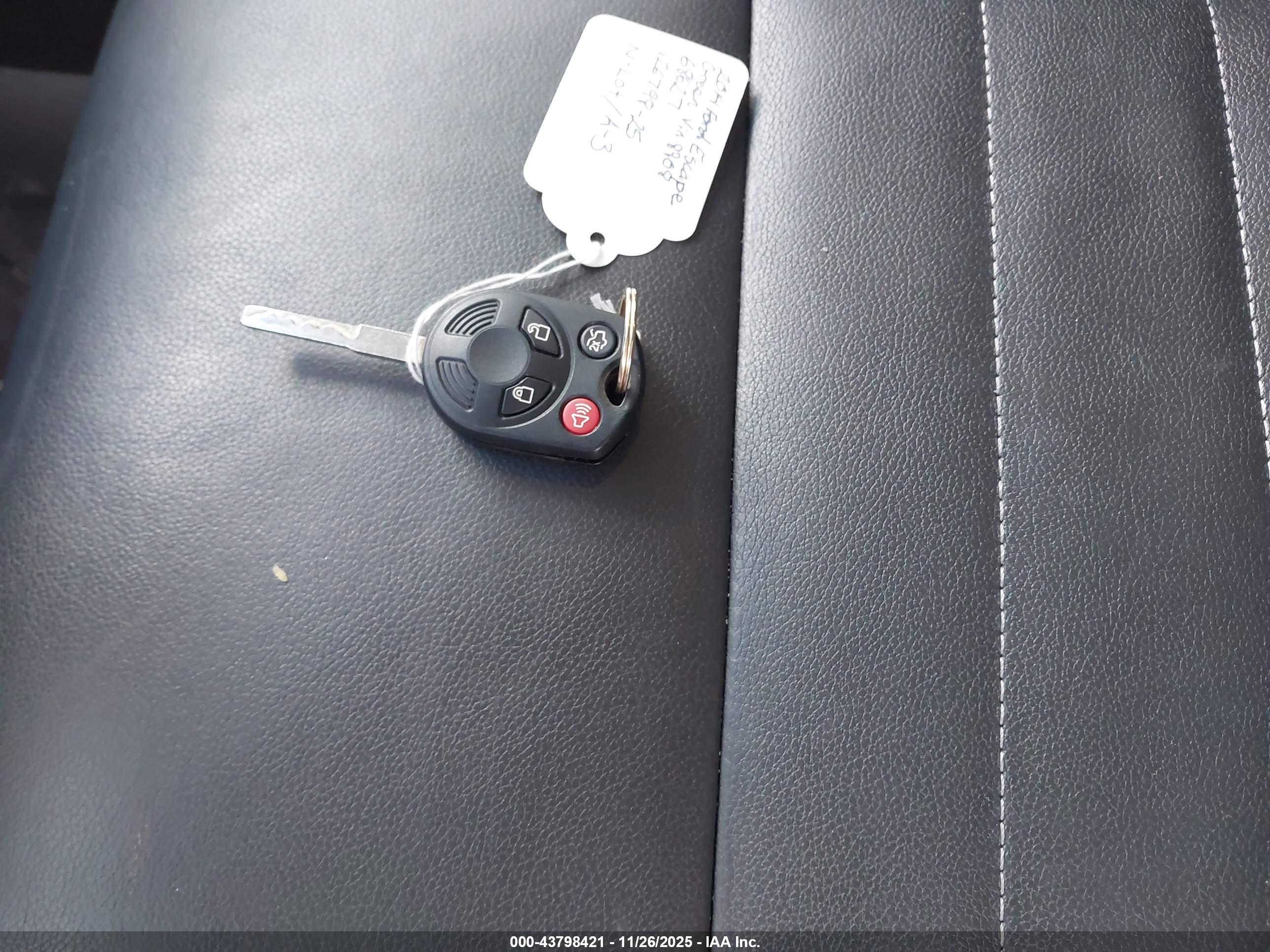 FORD ESCAPE image 11