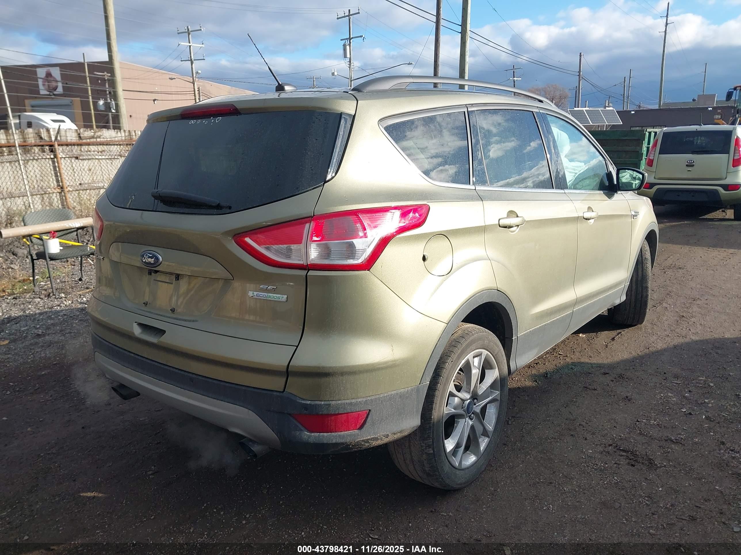 FORD ESCAPE image 4