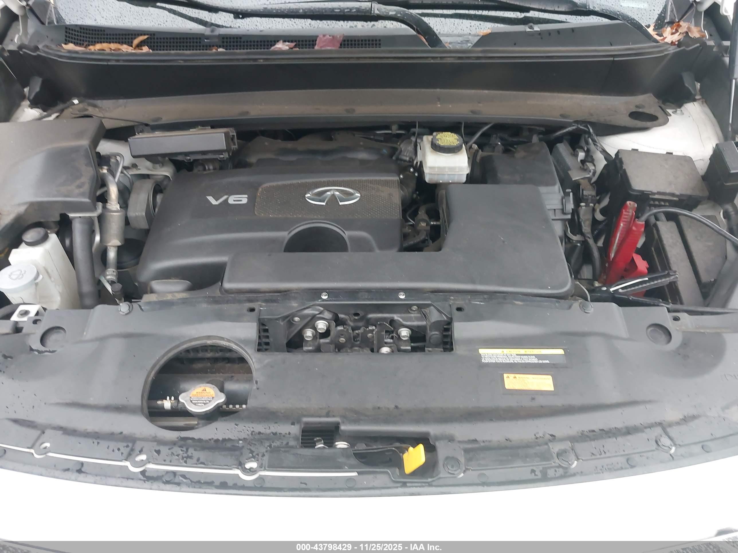 INFINITI QX60 image 10