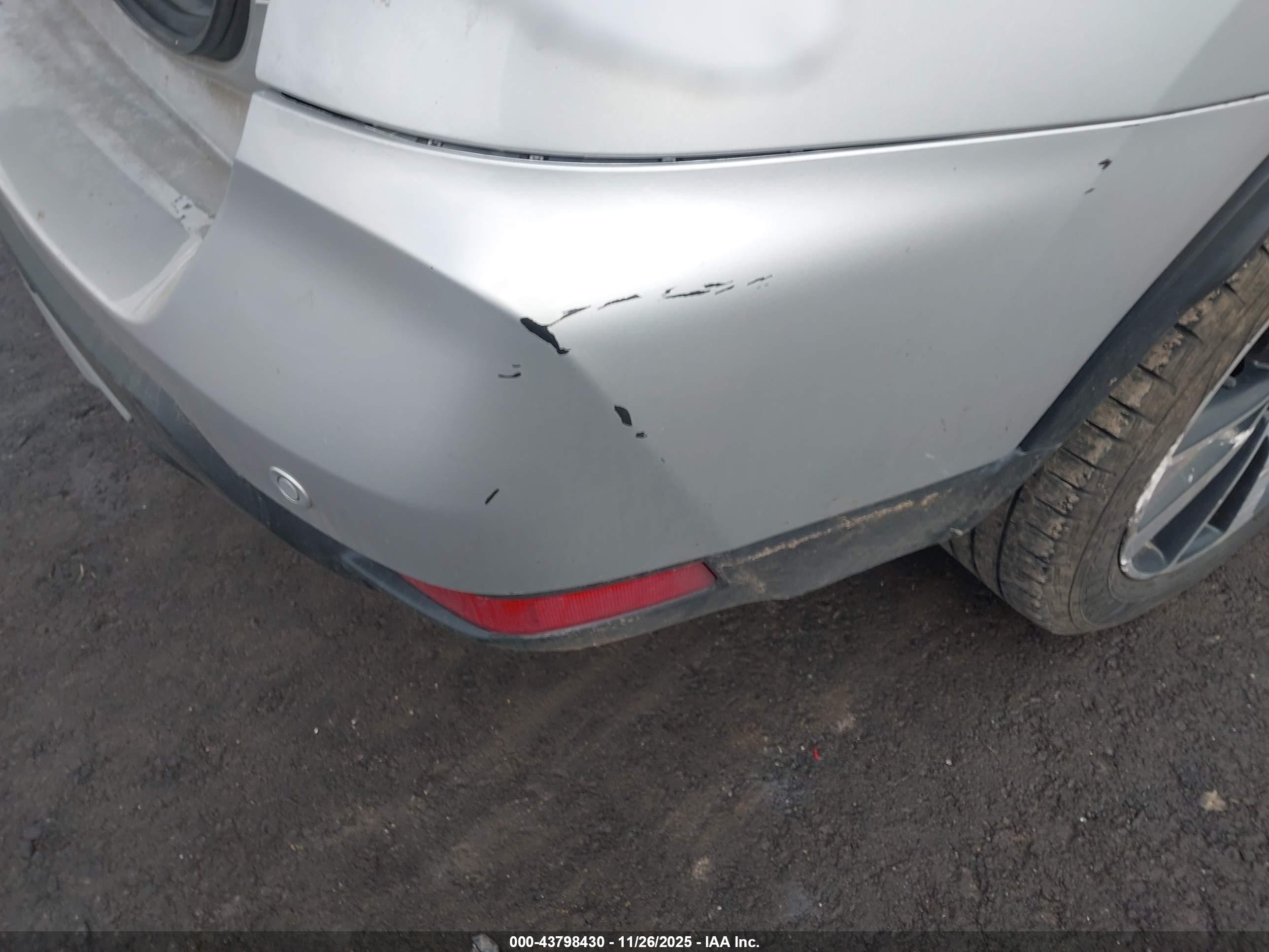 NISSAN ROGUE image 6