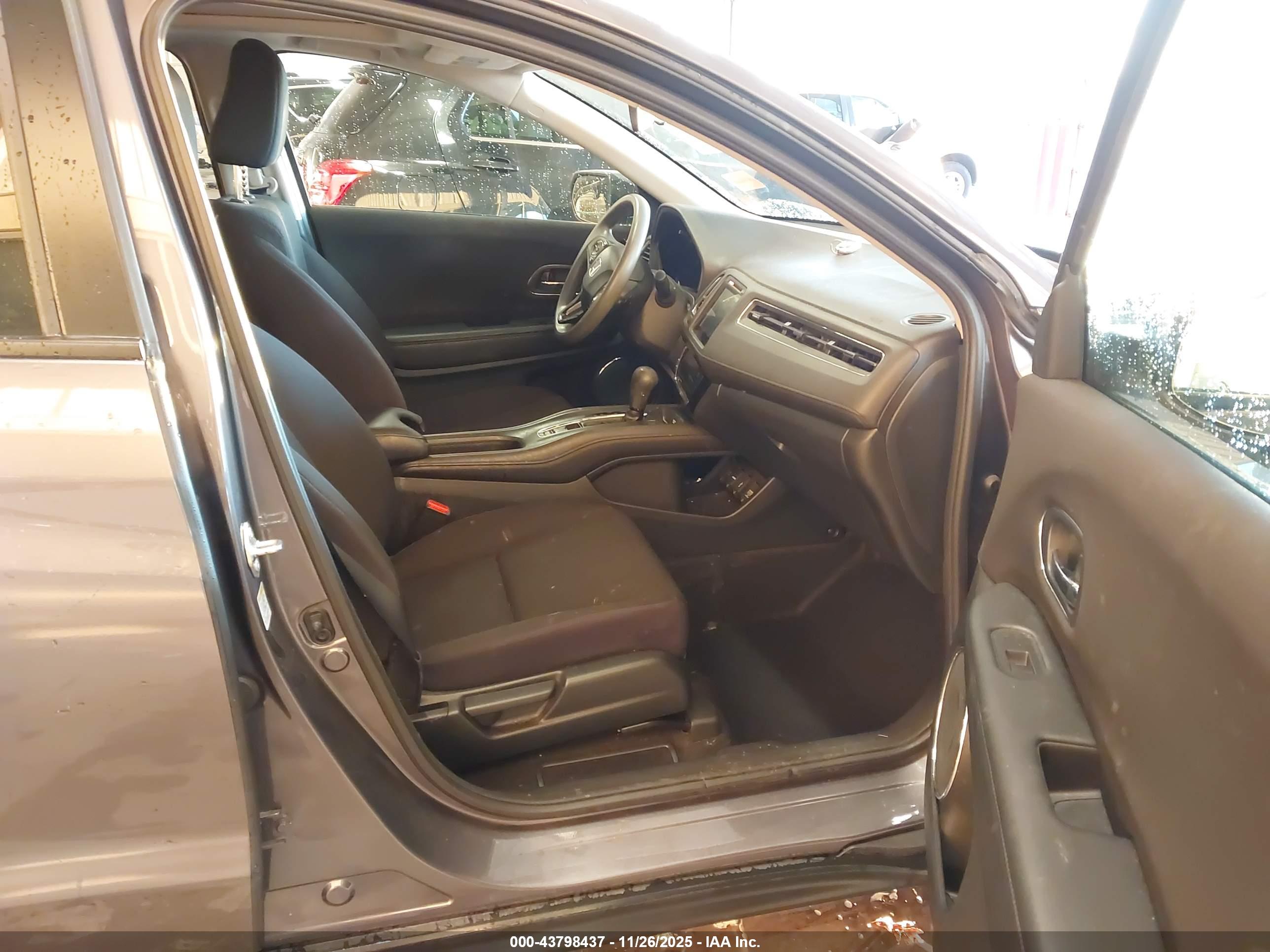 HONDA HR-V image 5