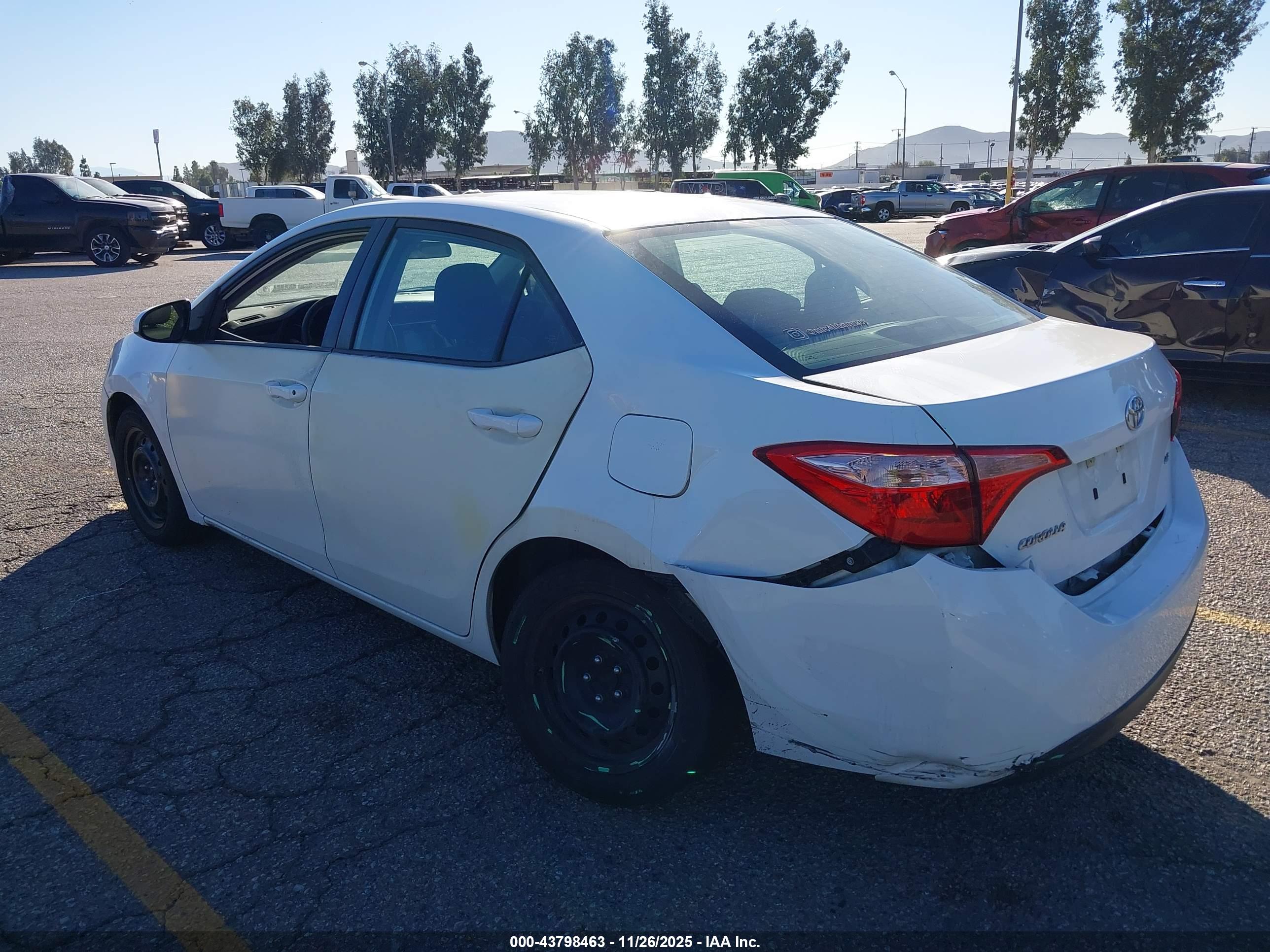 TOYOTA COROLLA image 3