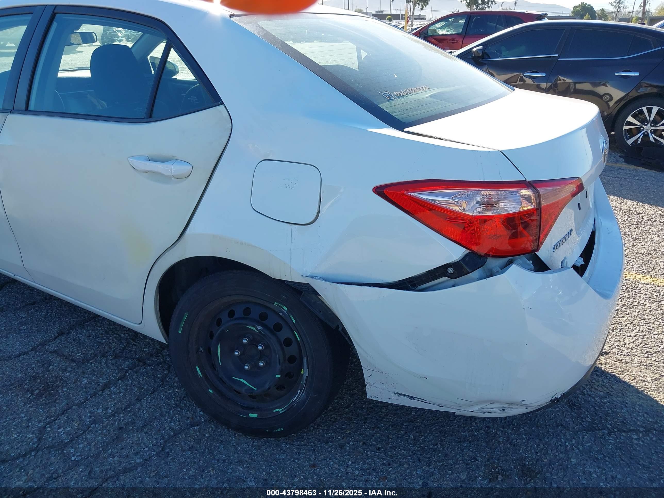 TOYOTA COROLLA image 6