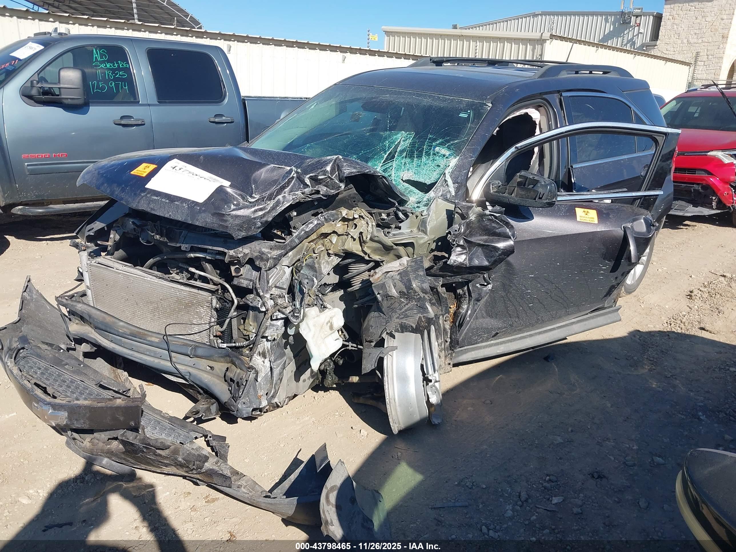 CHEVROLET EQUINOX image 2