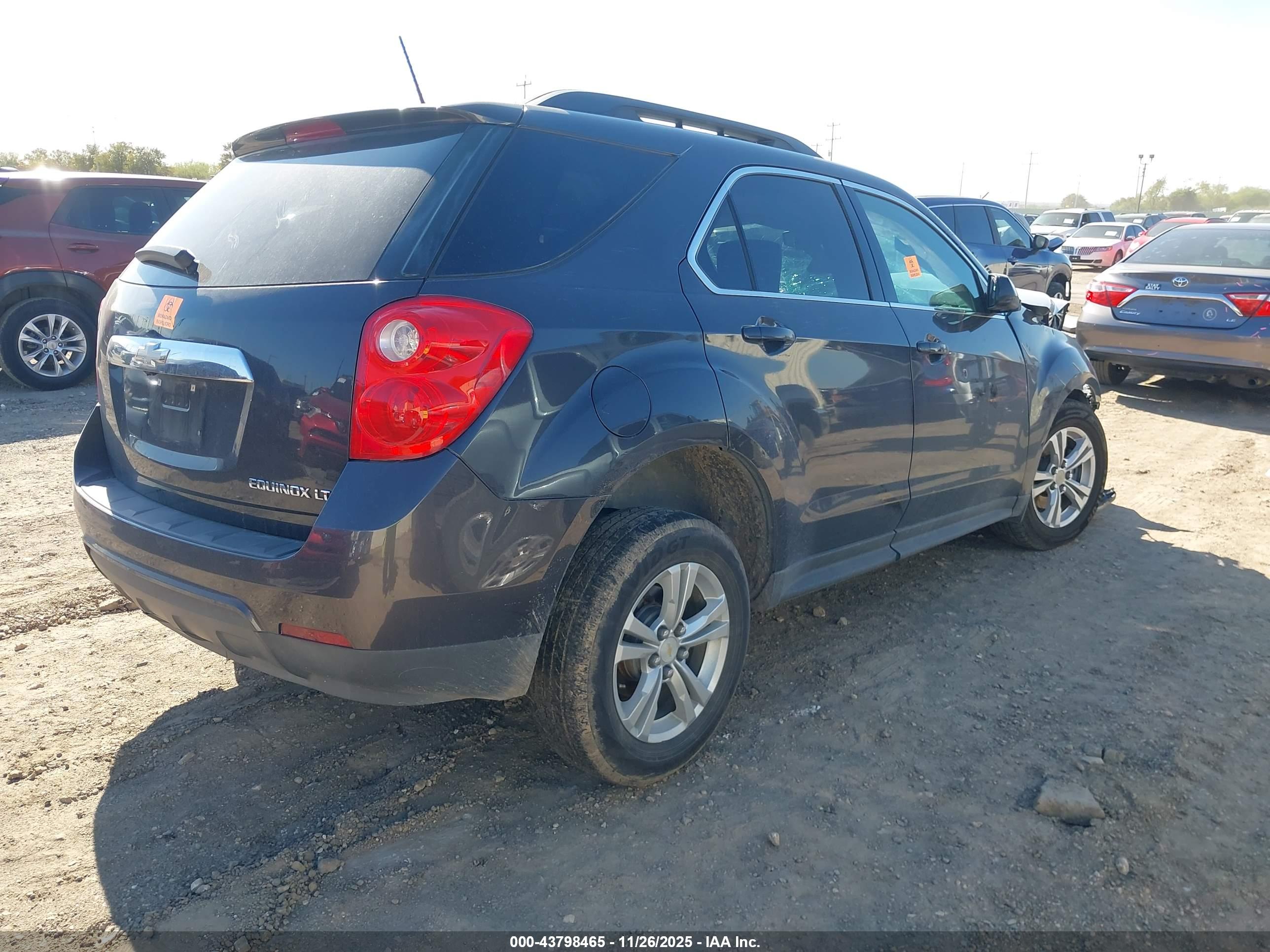 CHEVROLET EQUINOX image 4