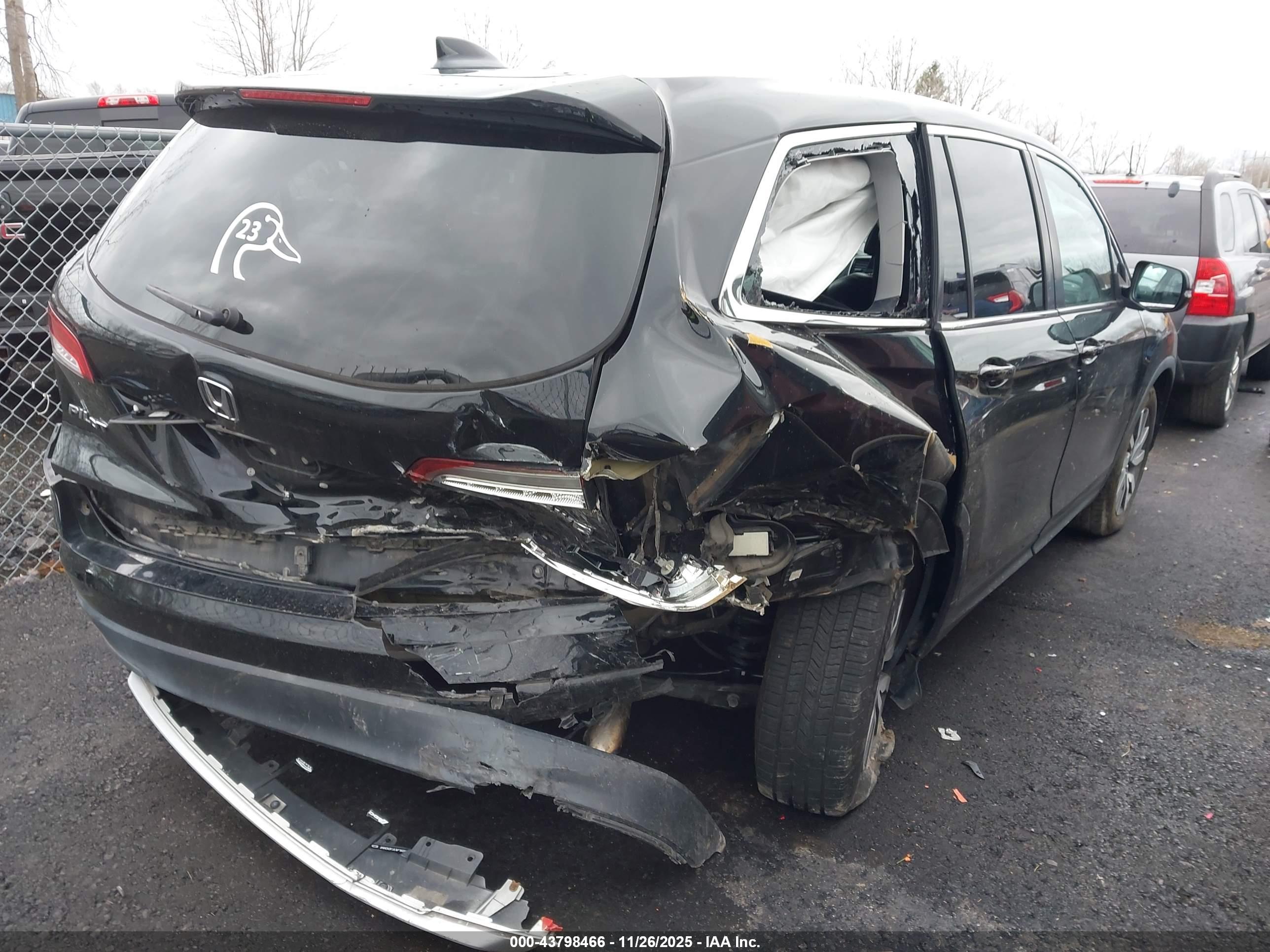 HONDA PILOT image 4
