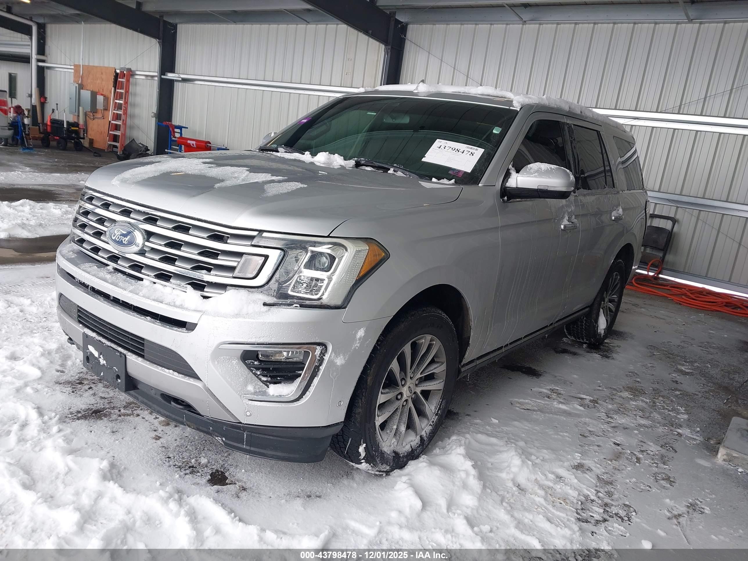 FORD EXPEDITION image 2