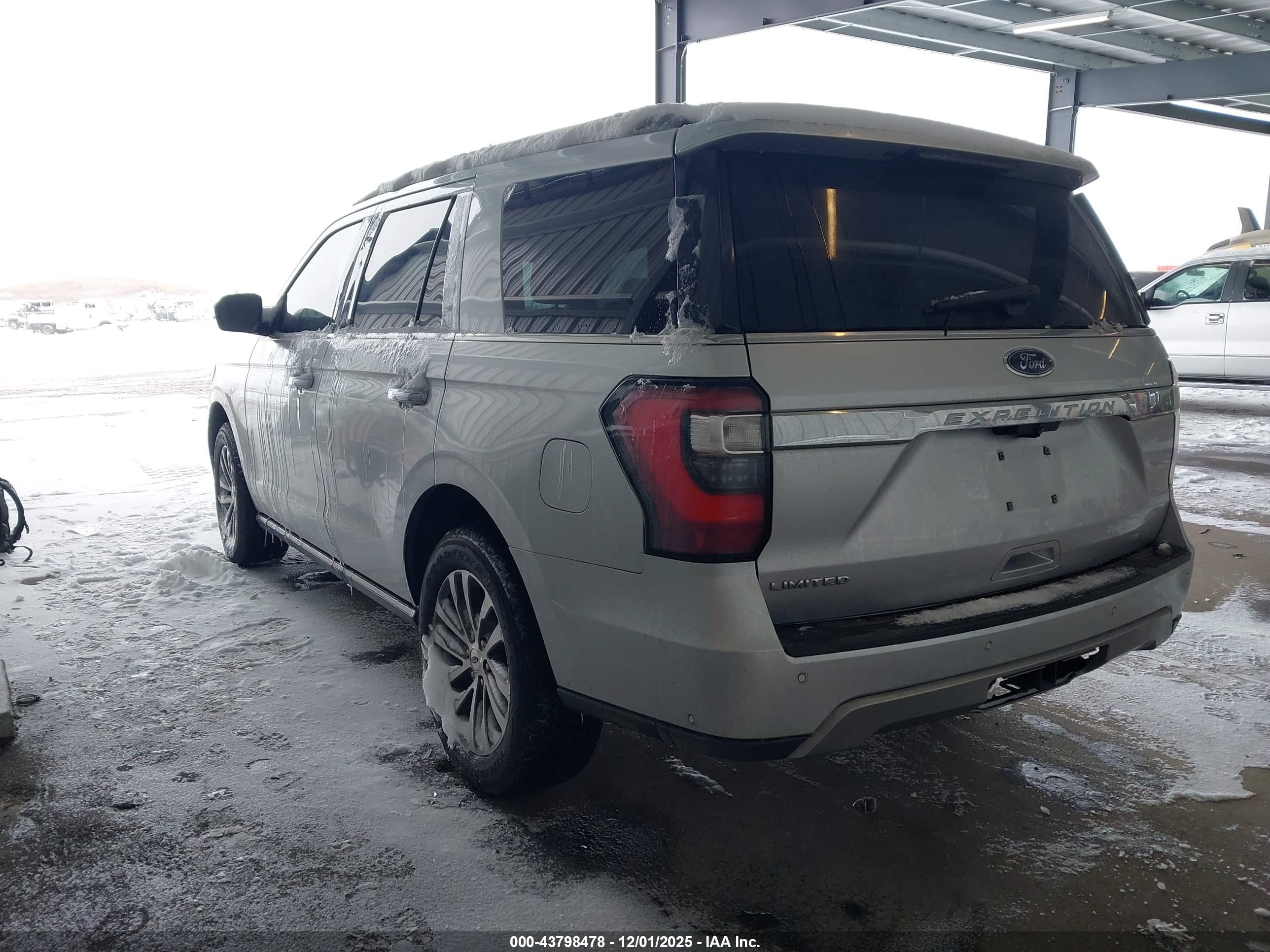 FORD EXPEDITION image 3