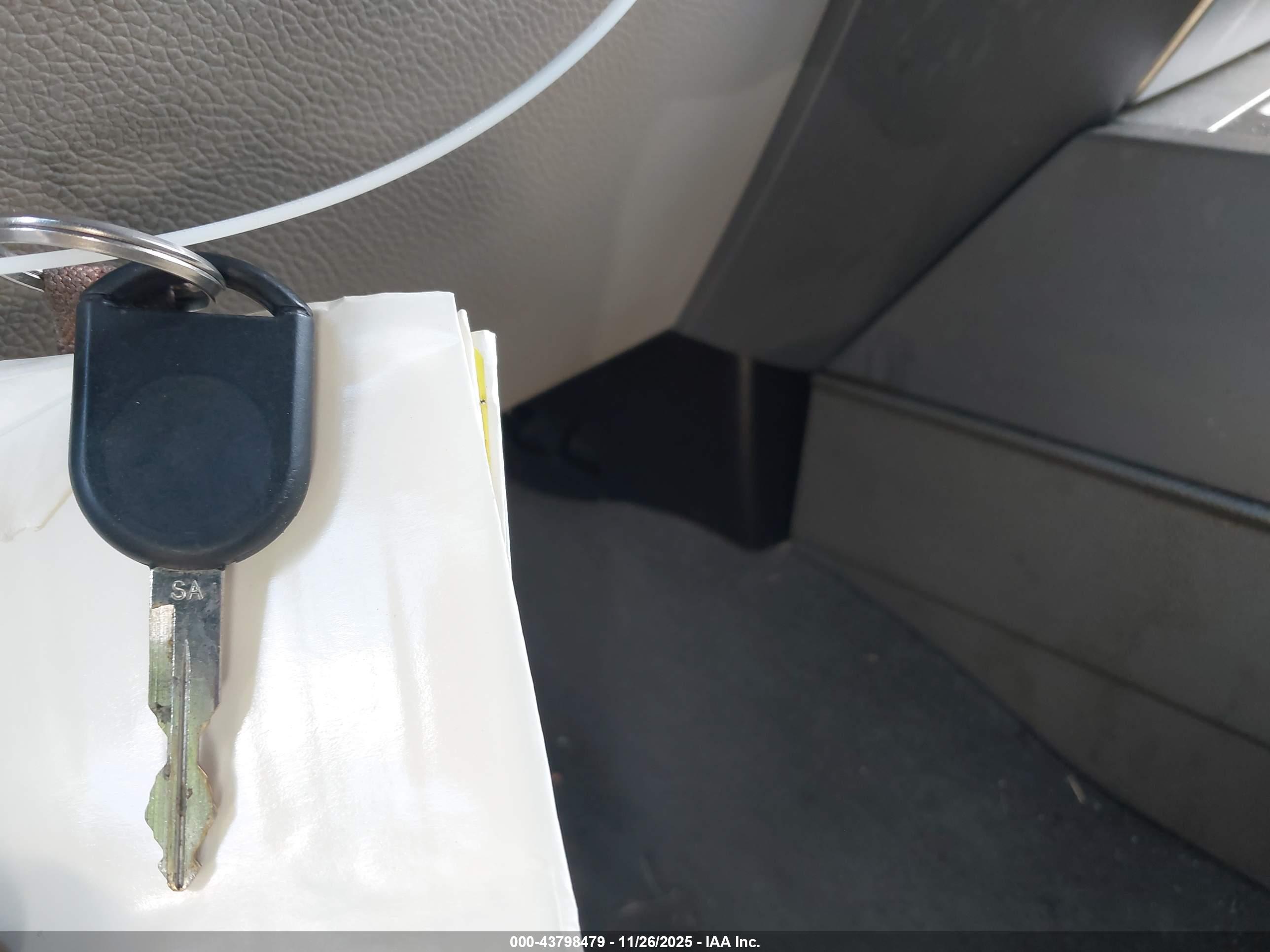 FORD EXPEDITION image 11