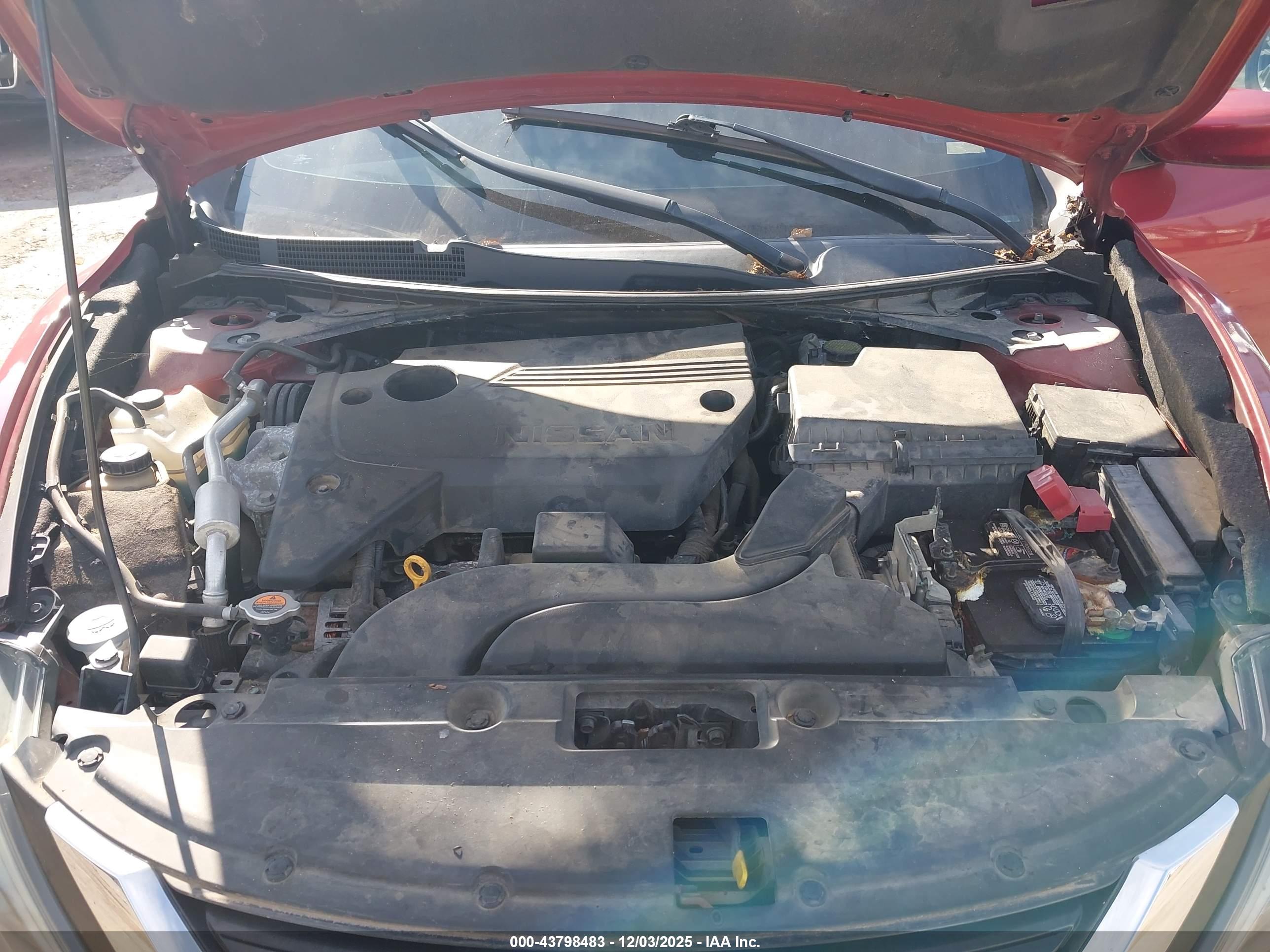 NISSAN ALTIMA image 10