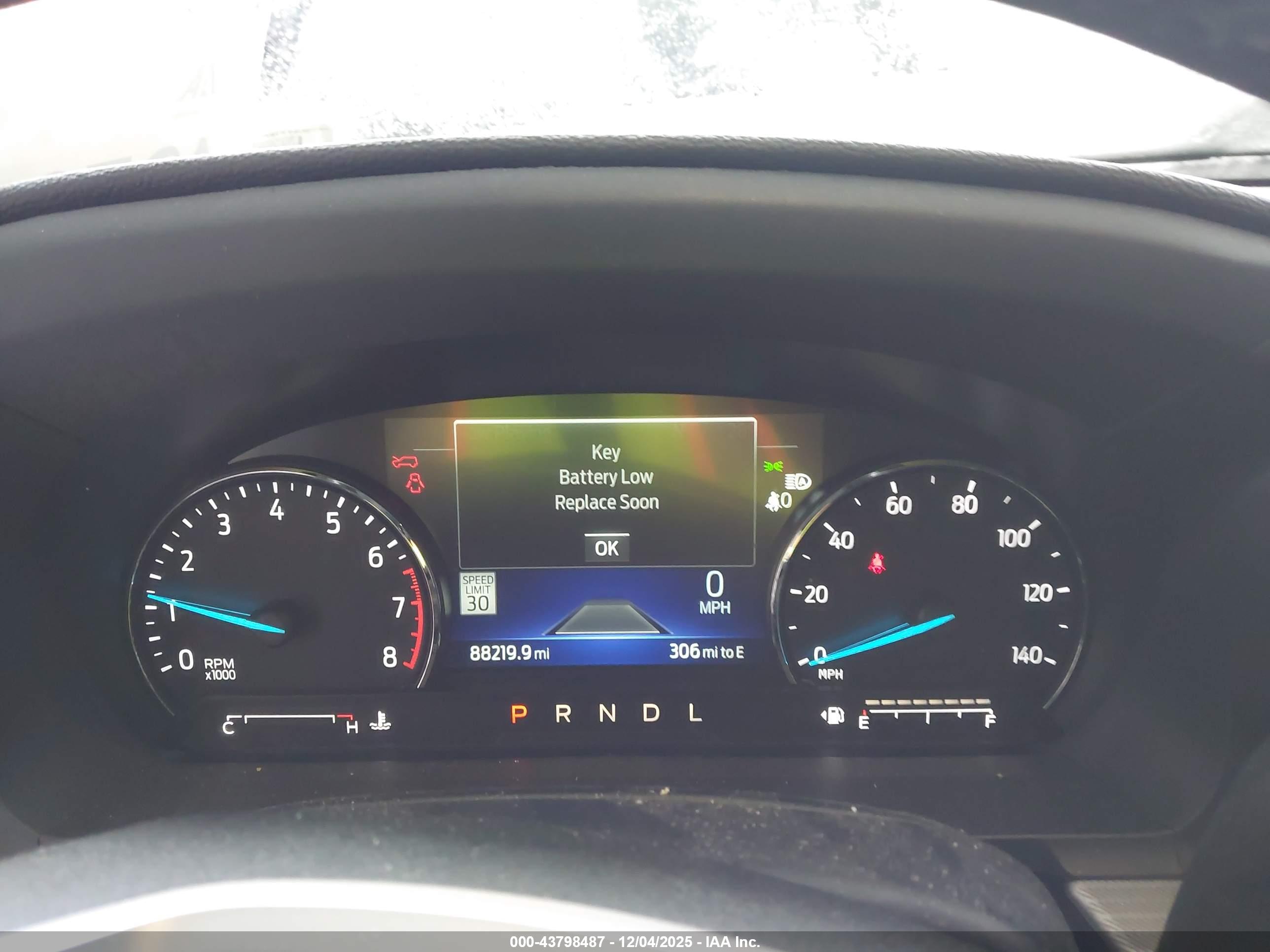 FORD EXPLORER image 7