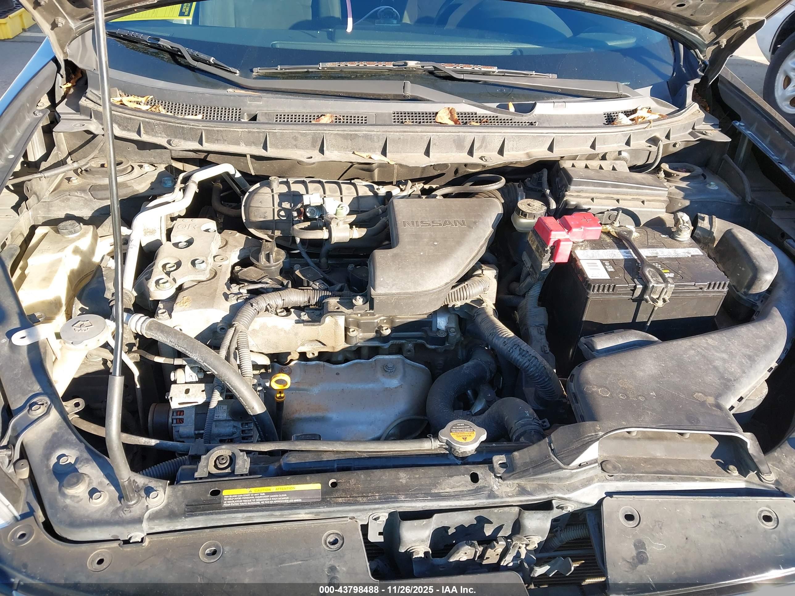NISSAN ROGUE image 10