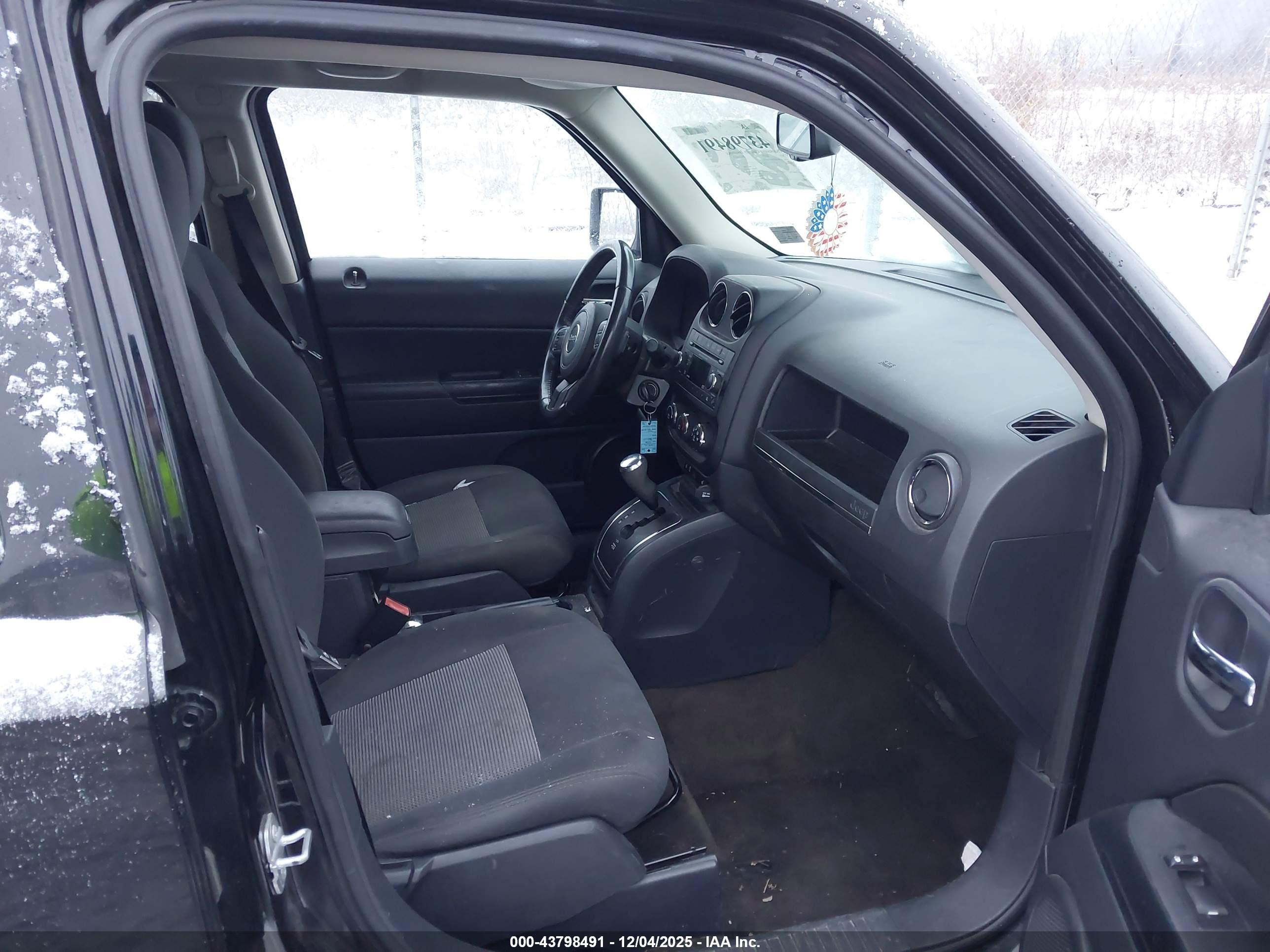 JEEP PATRIOT image 5
