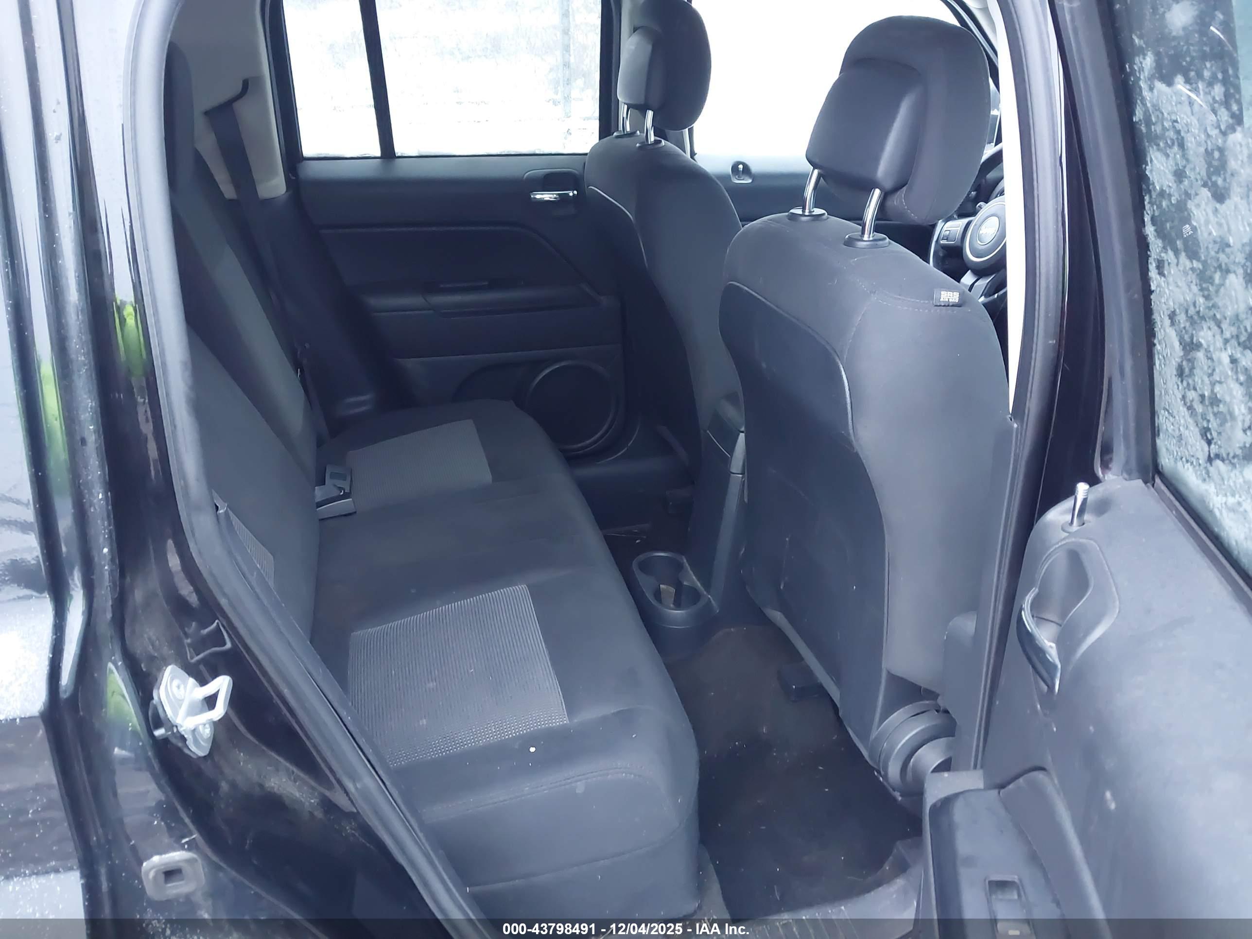 JEEP PATRIOT image 8