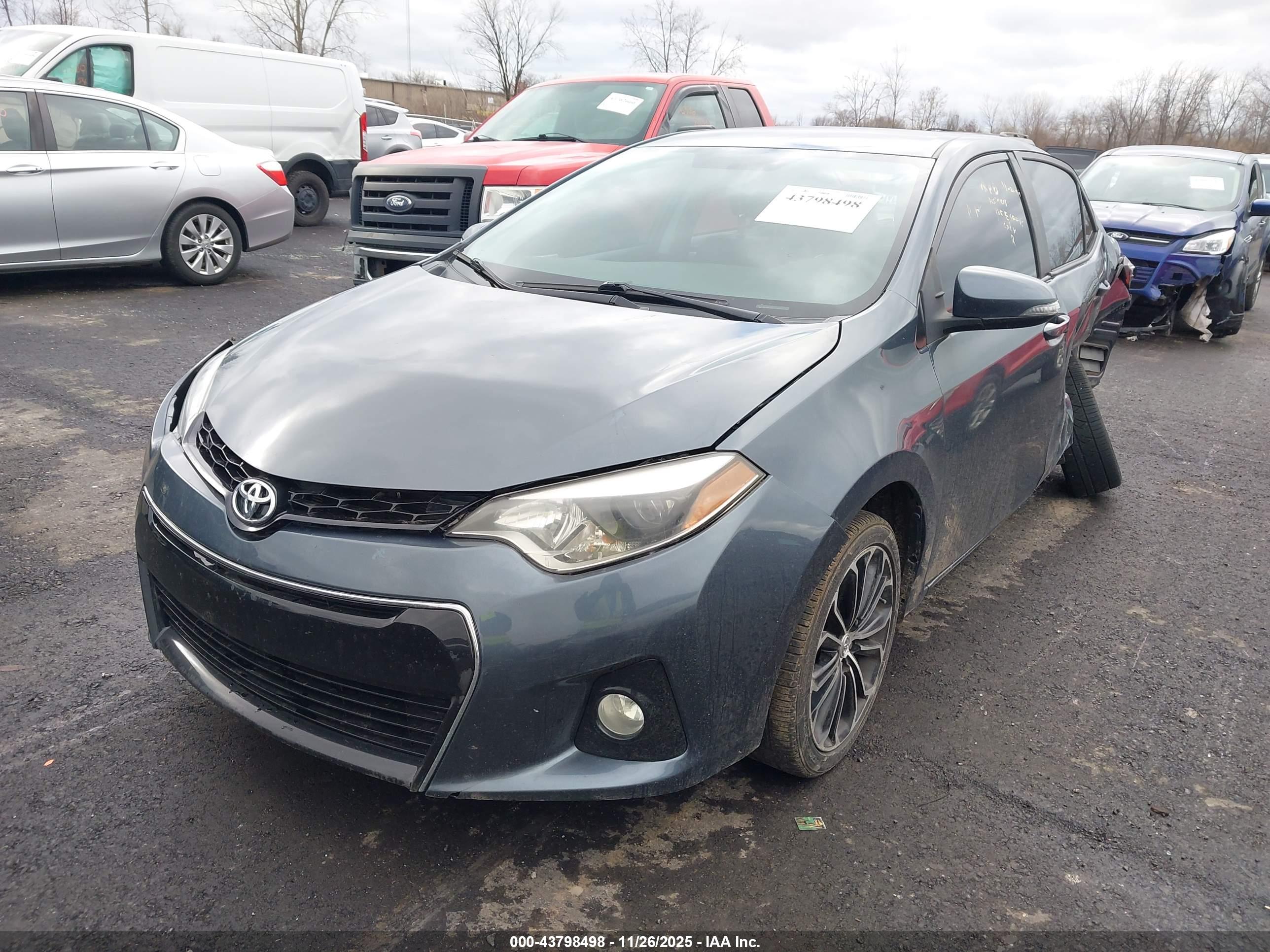 TOYOTA COROLLA image 2