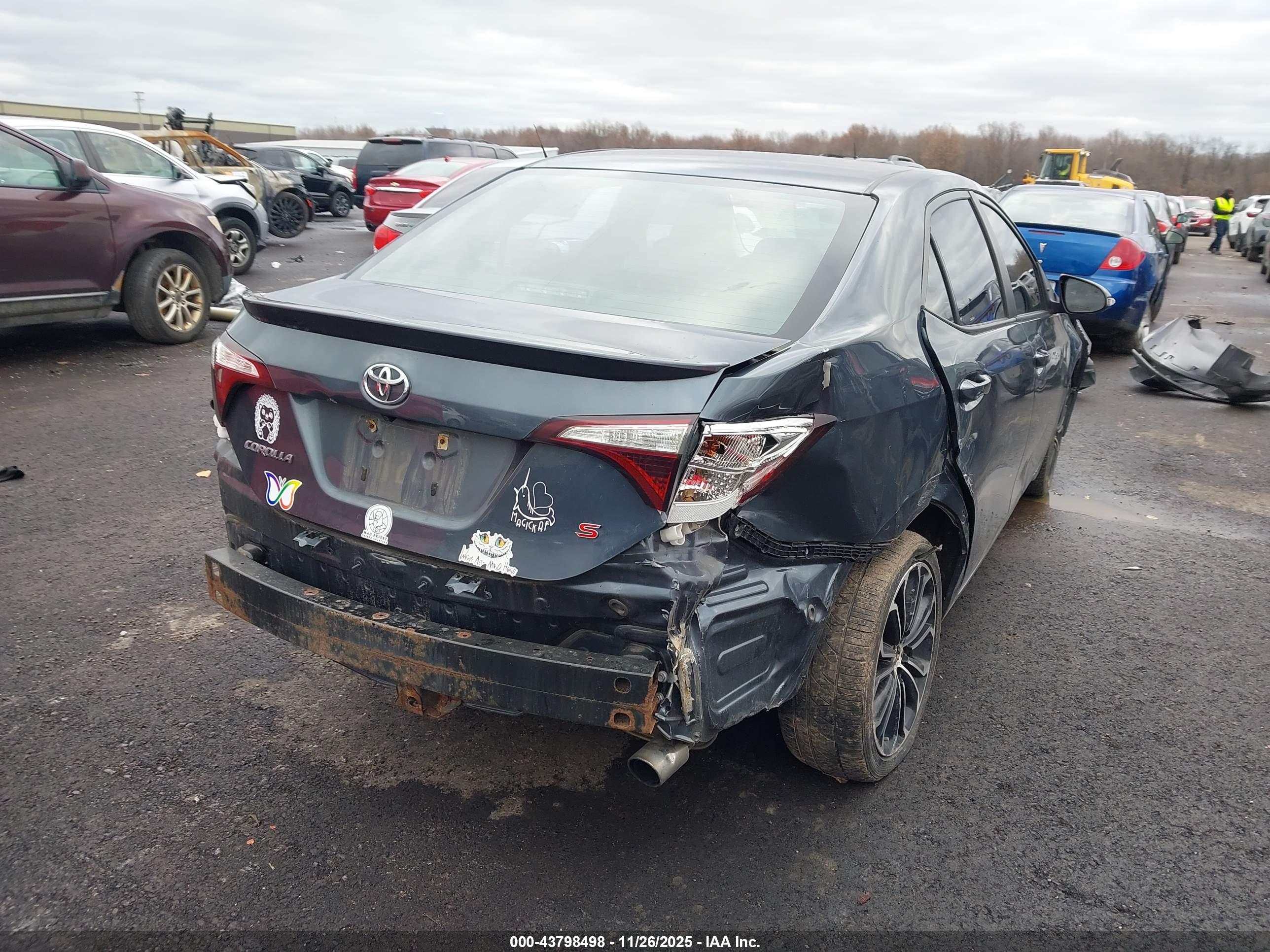 TOYOTA COROLLA image 4