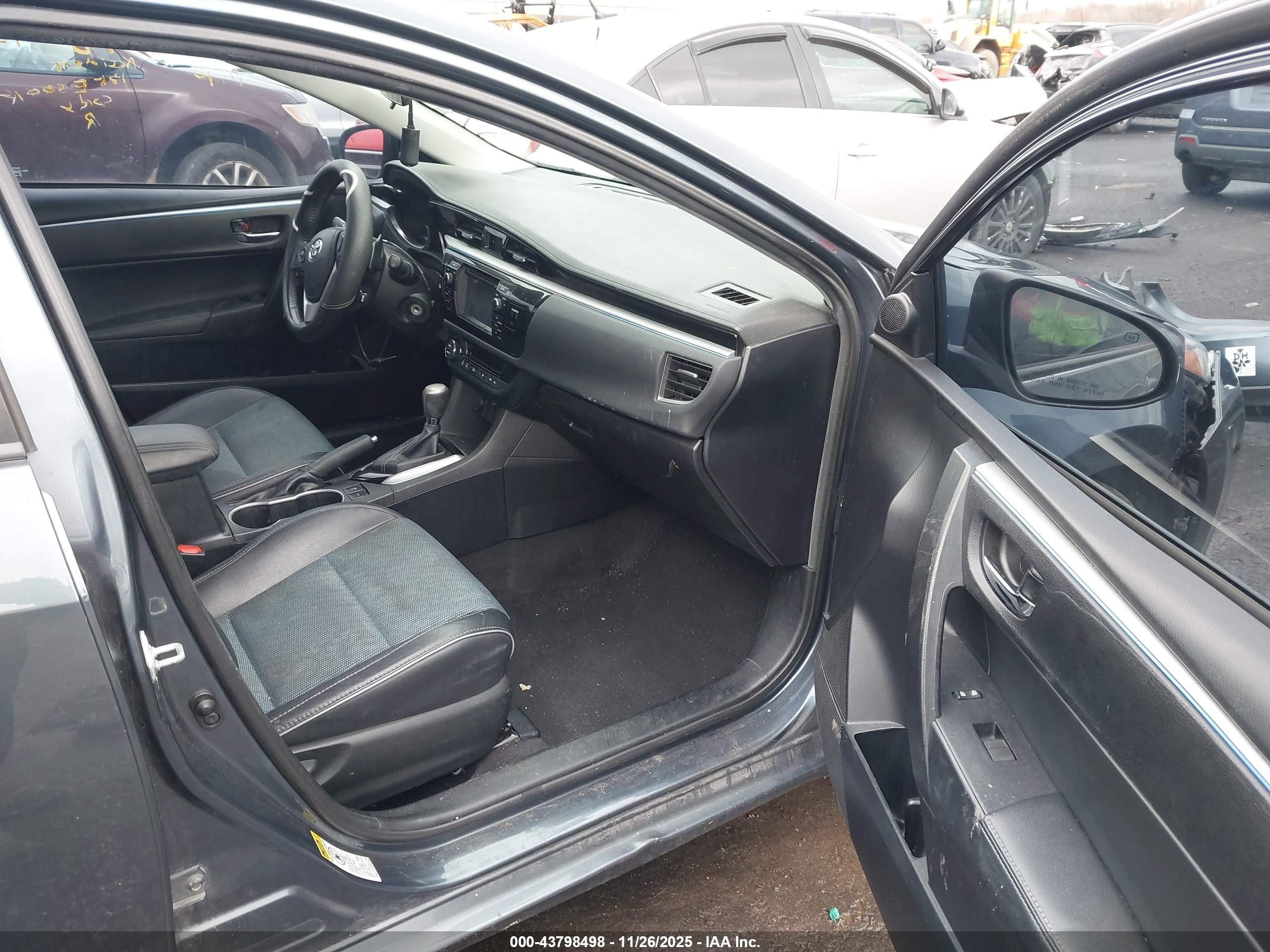 TOYOTA COROLLA image 5
