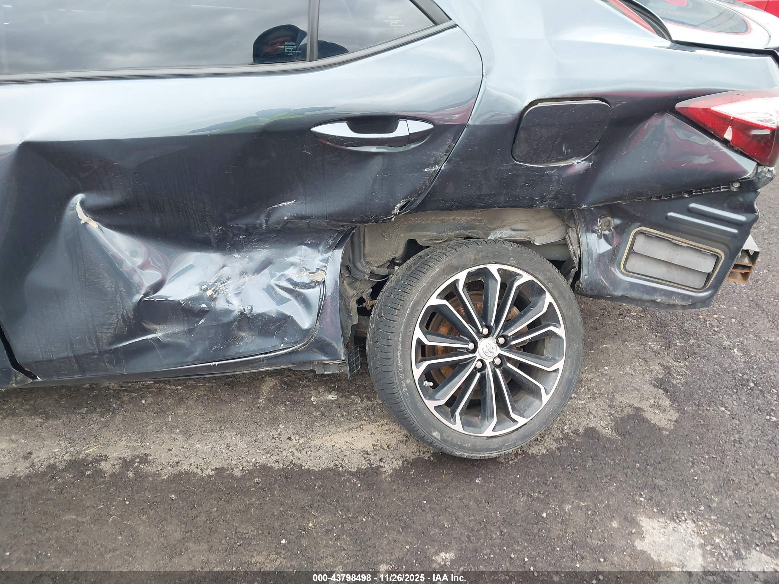 TOYOTA COROLLA image 6