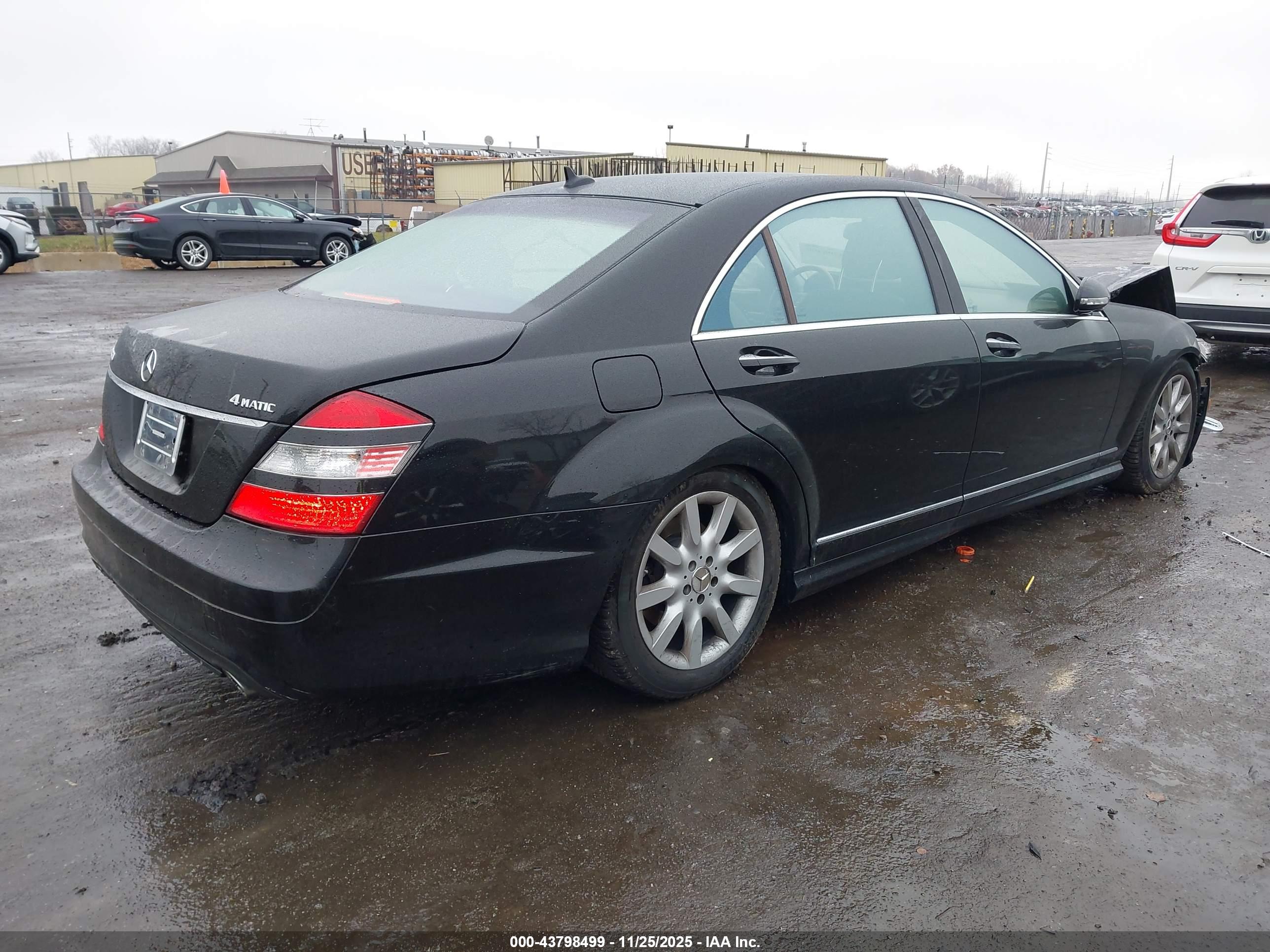 MERCEDES-BENZ S image 4