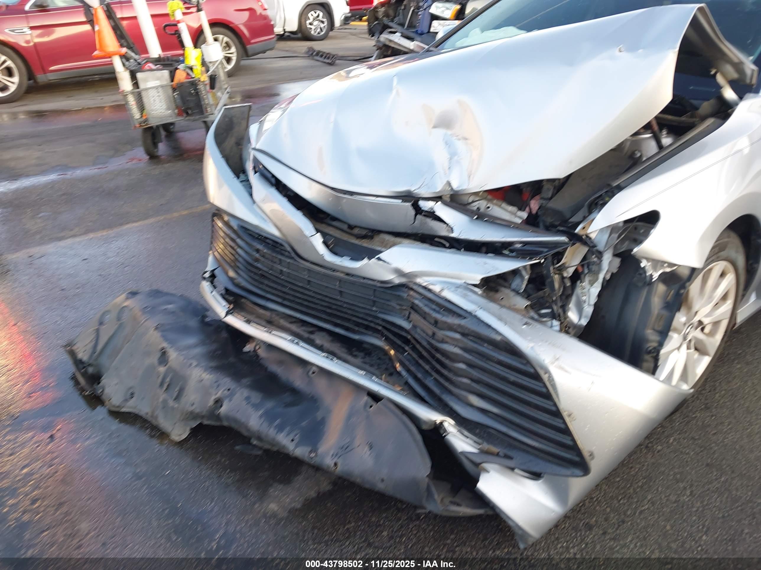 TOYOTA CAMRY image 6
