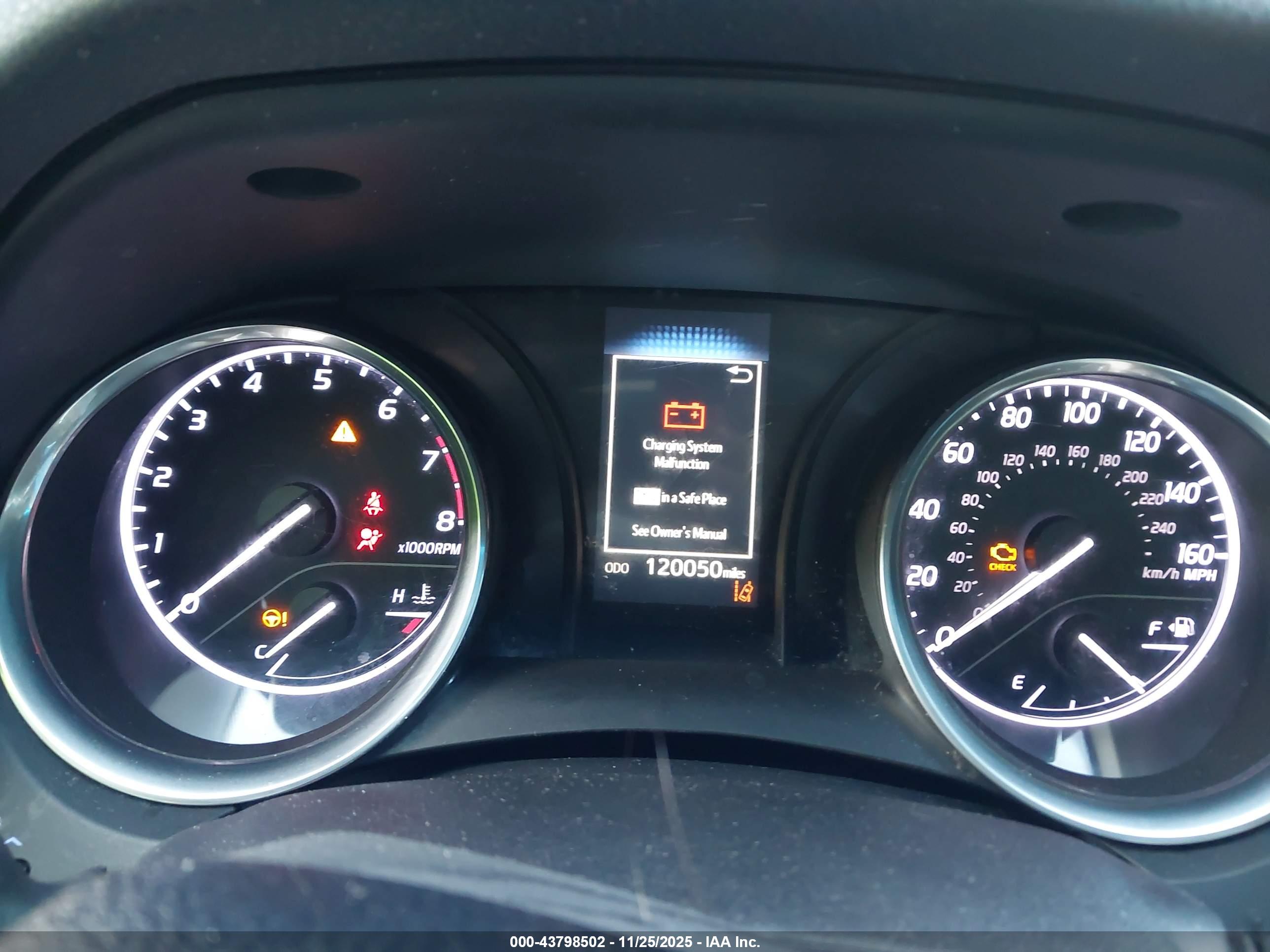 TOYOTA CAMRY image 7