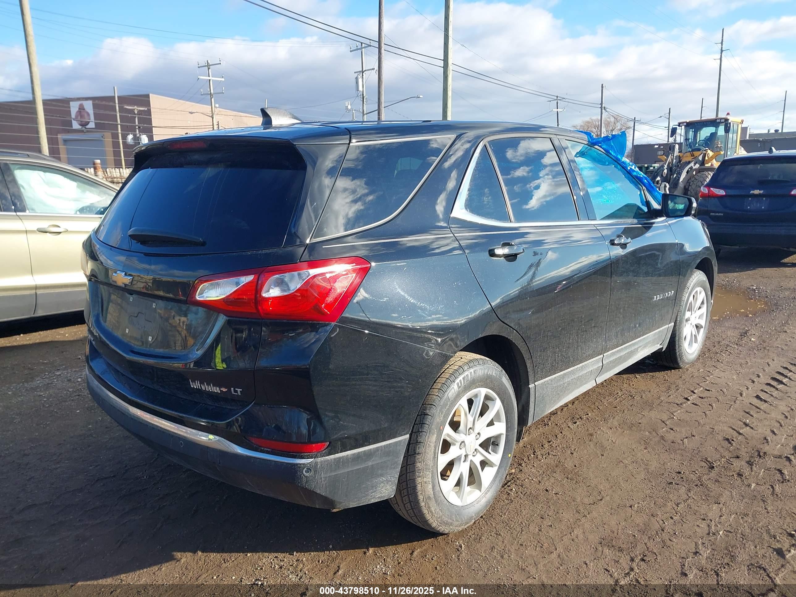 CHEVROLET EQUINOX image 4