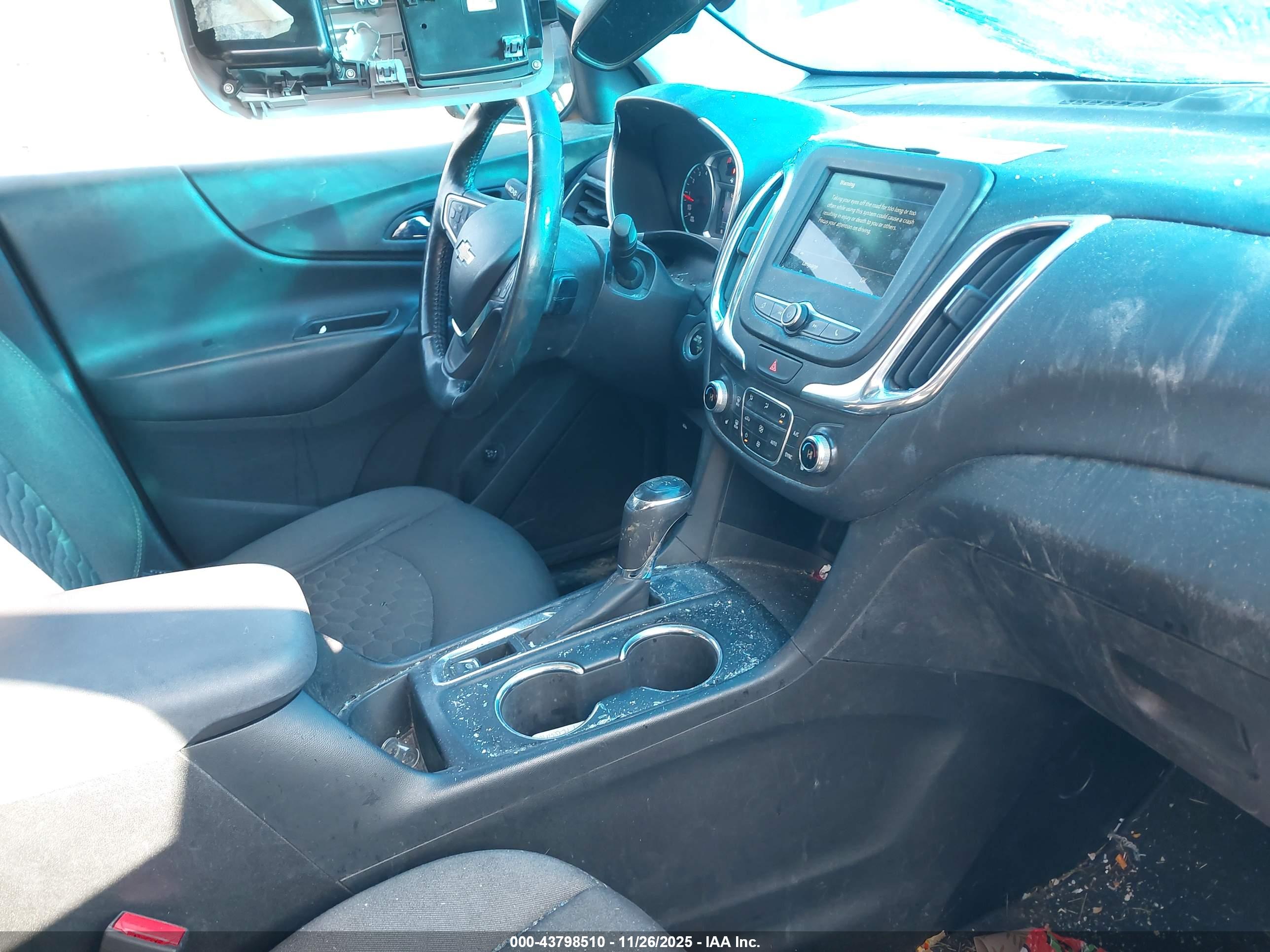 CHEVROLET EQUINOX image 5
