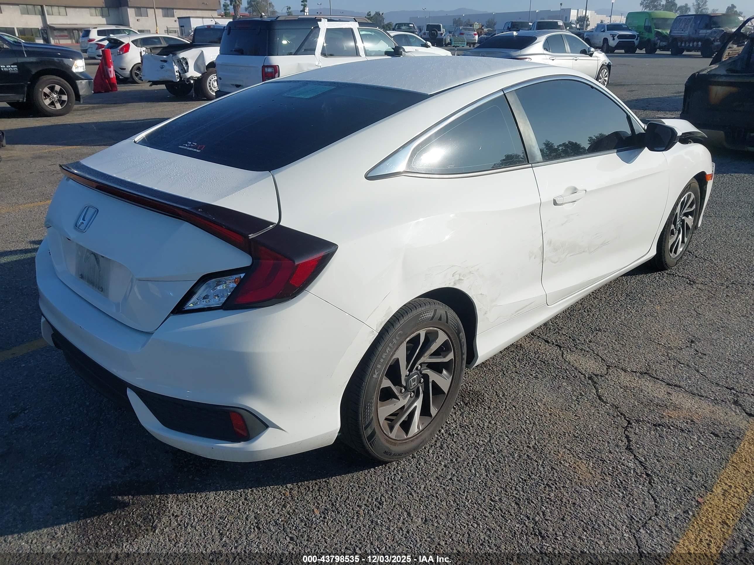 HONDA CIVIC image 4