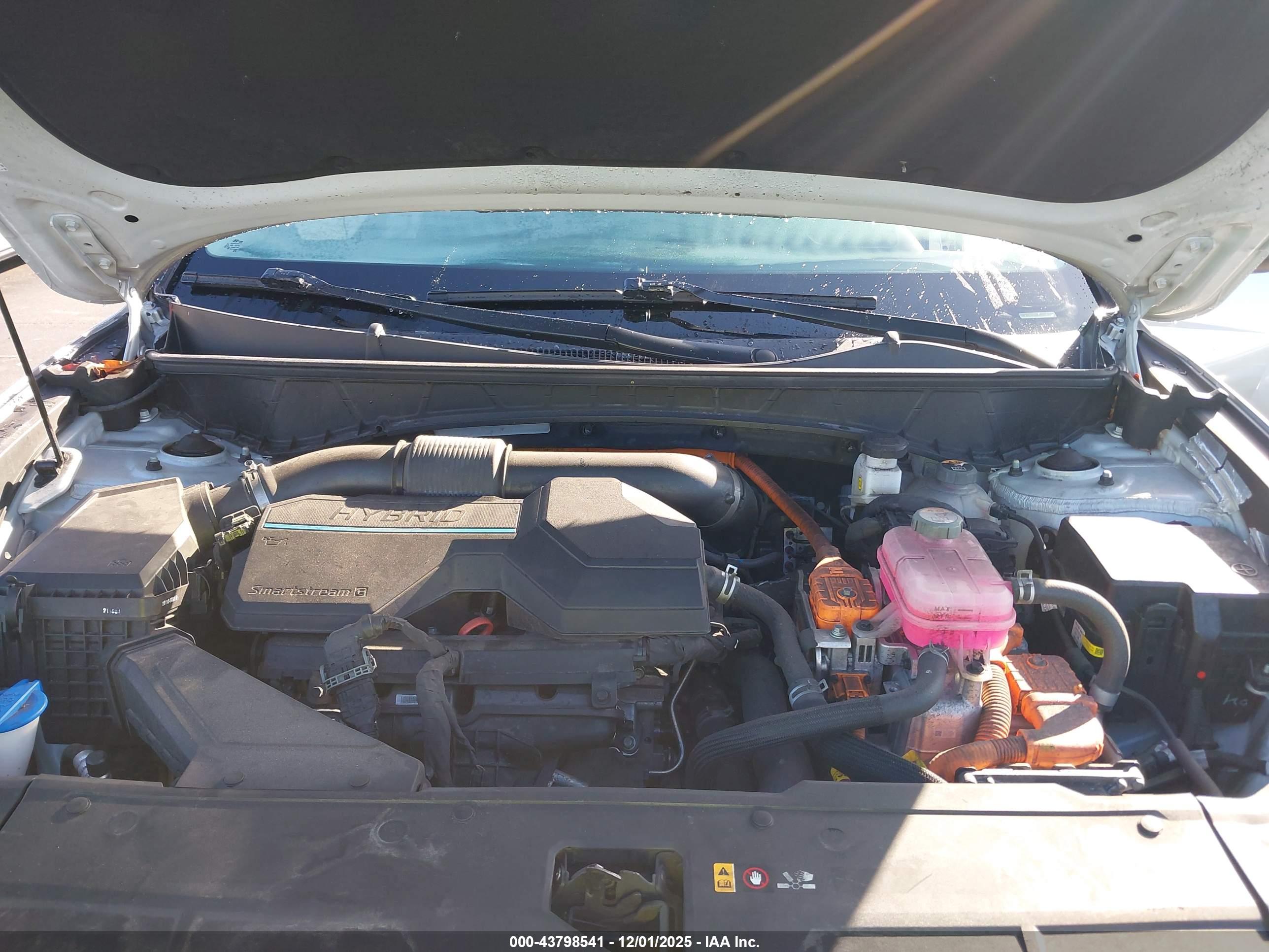 HYUNDAI TUCSON image 10