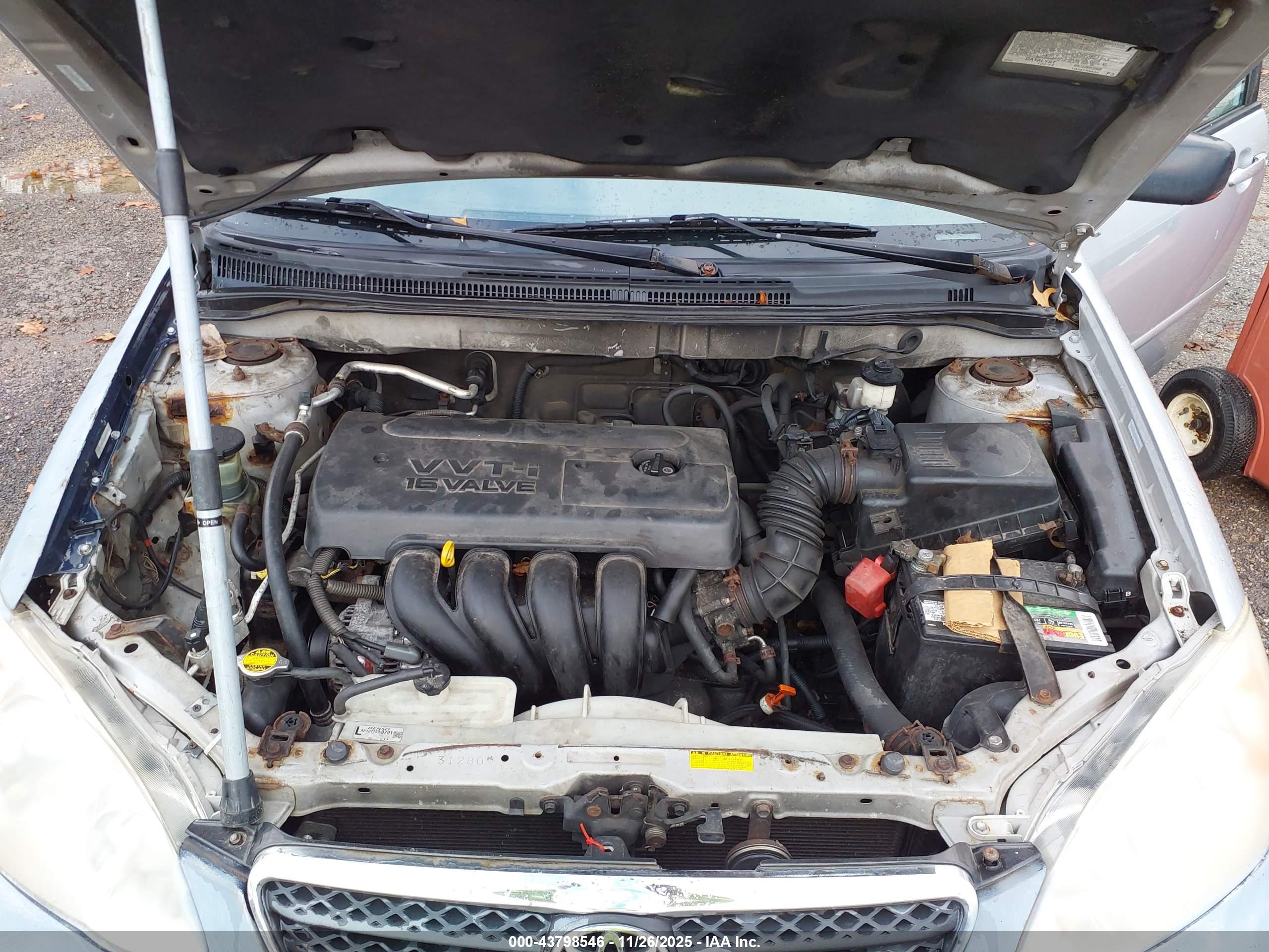 TOYOTA COROLLA image 10