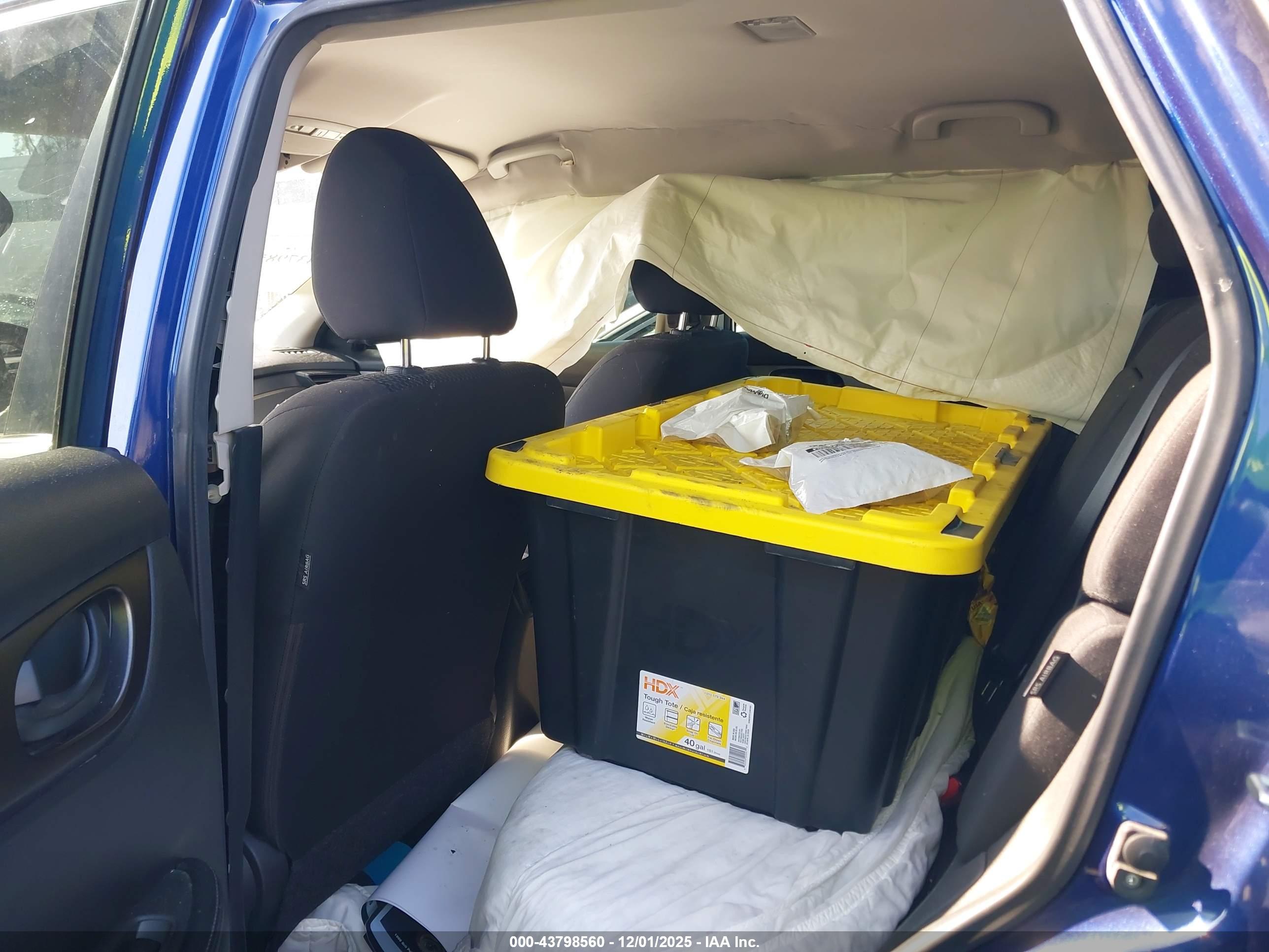 NISSAN ROGUE image 8