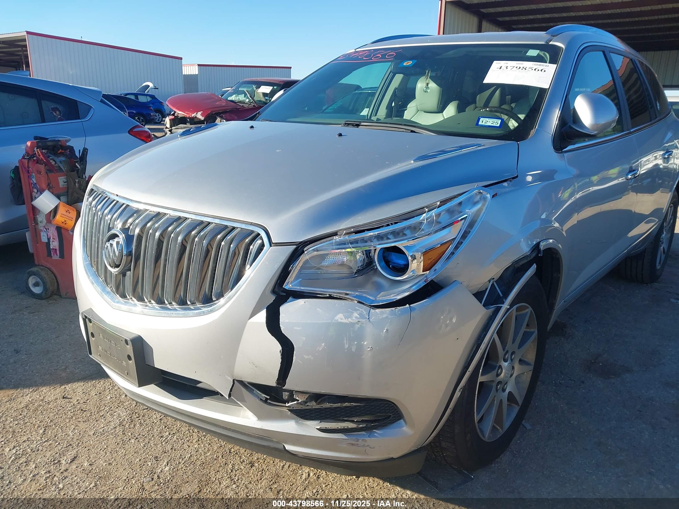 BUICK ENCLAVE image 6