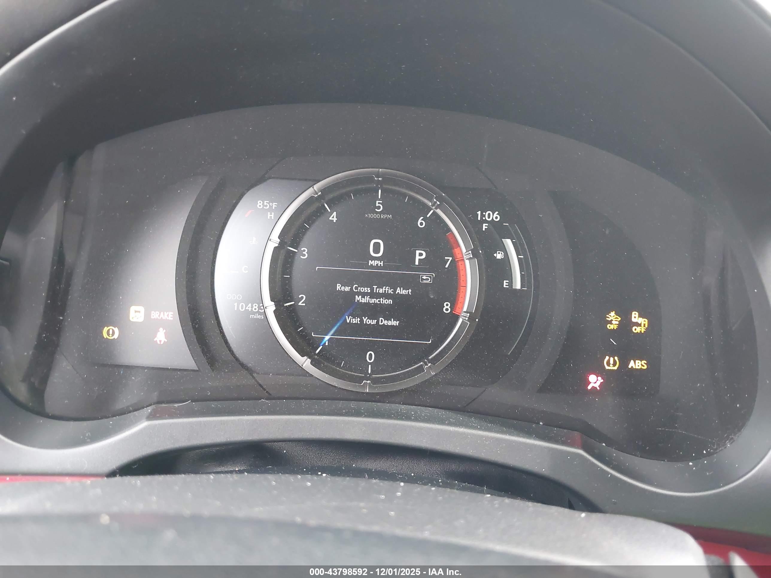 LEXUS IS image 7