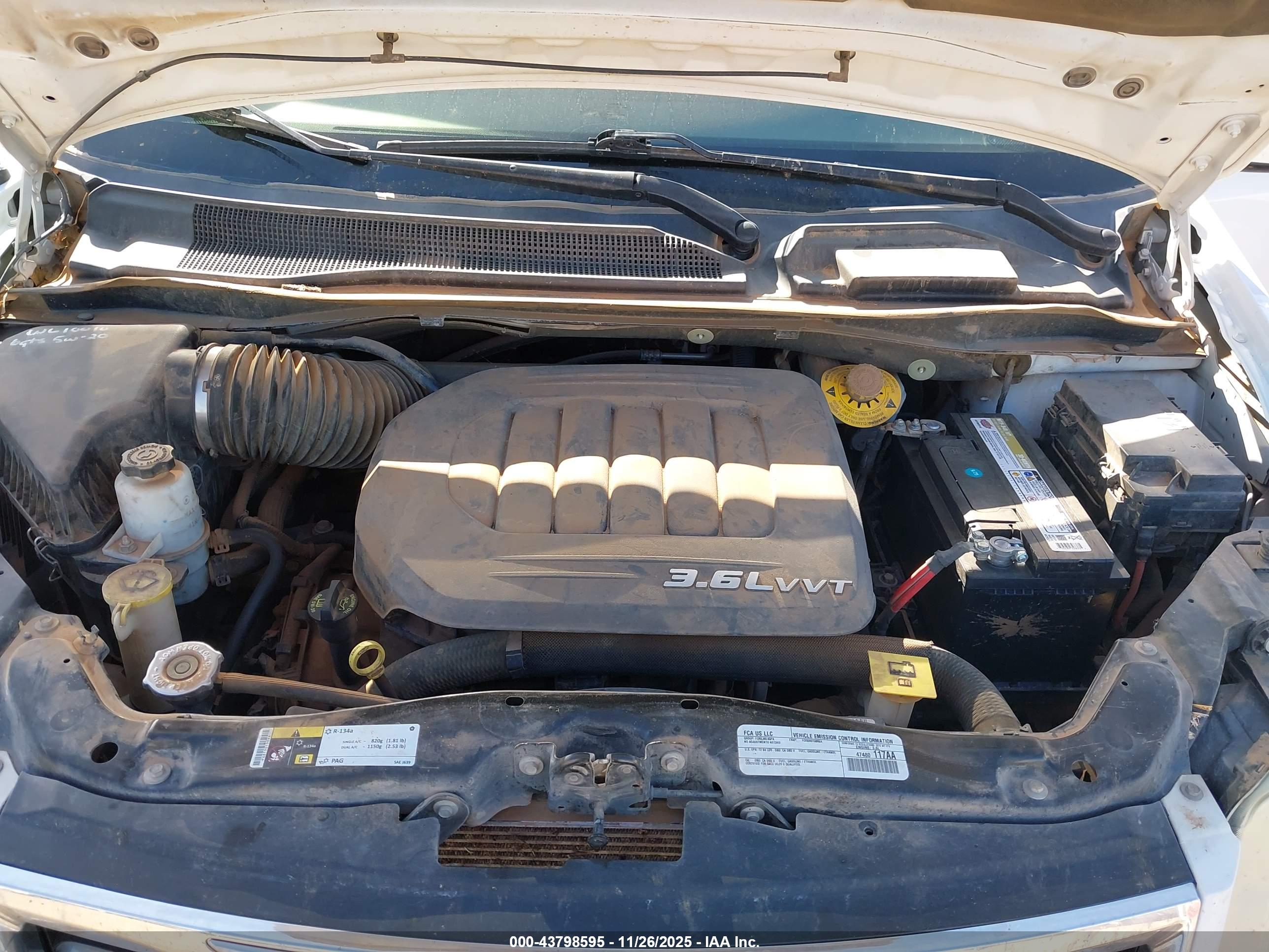 CHRYSLER TOWN image 10