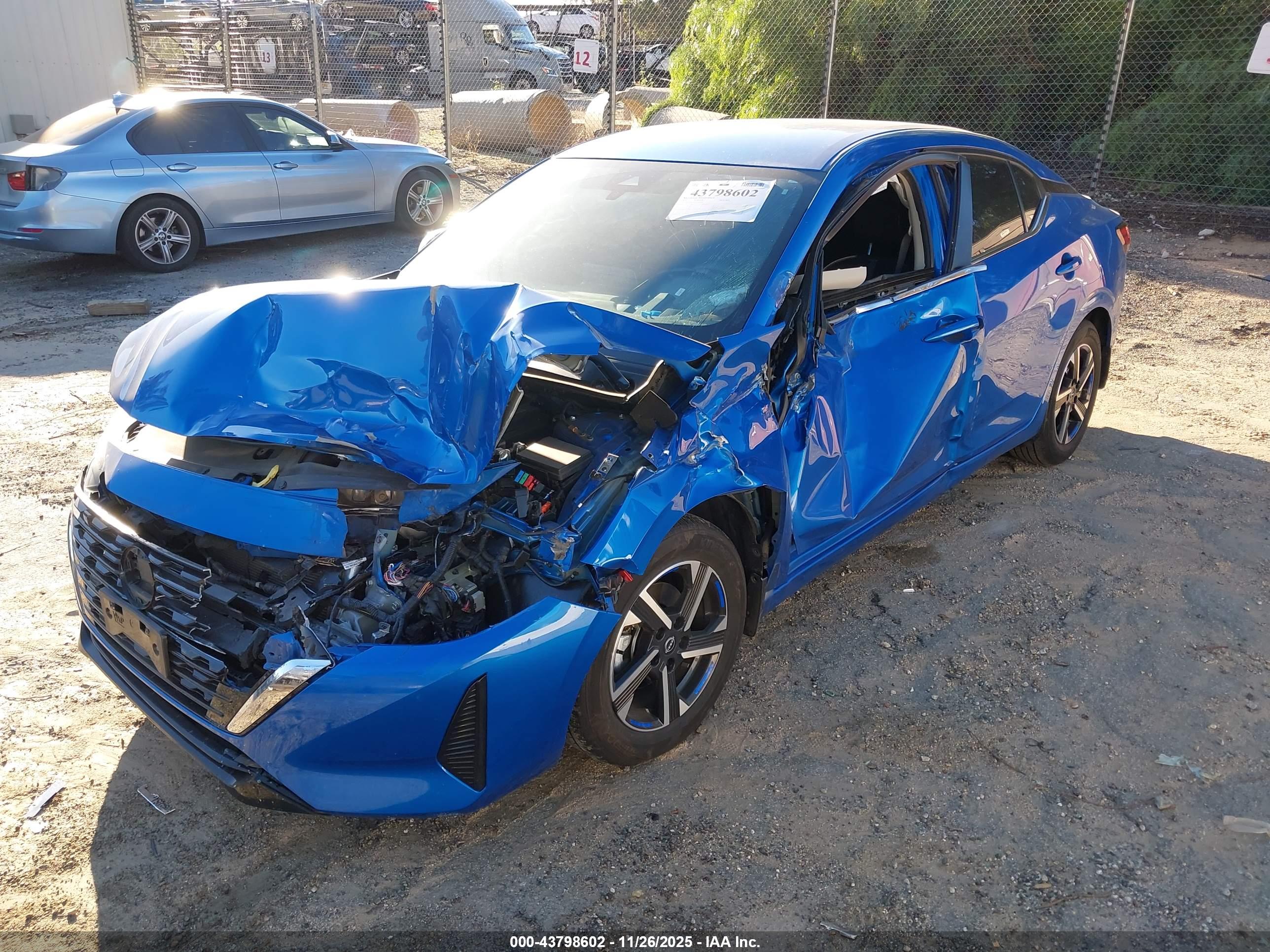NISSAN SENTRA image 2