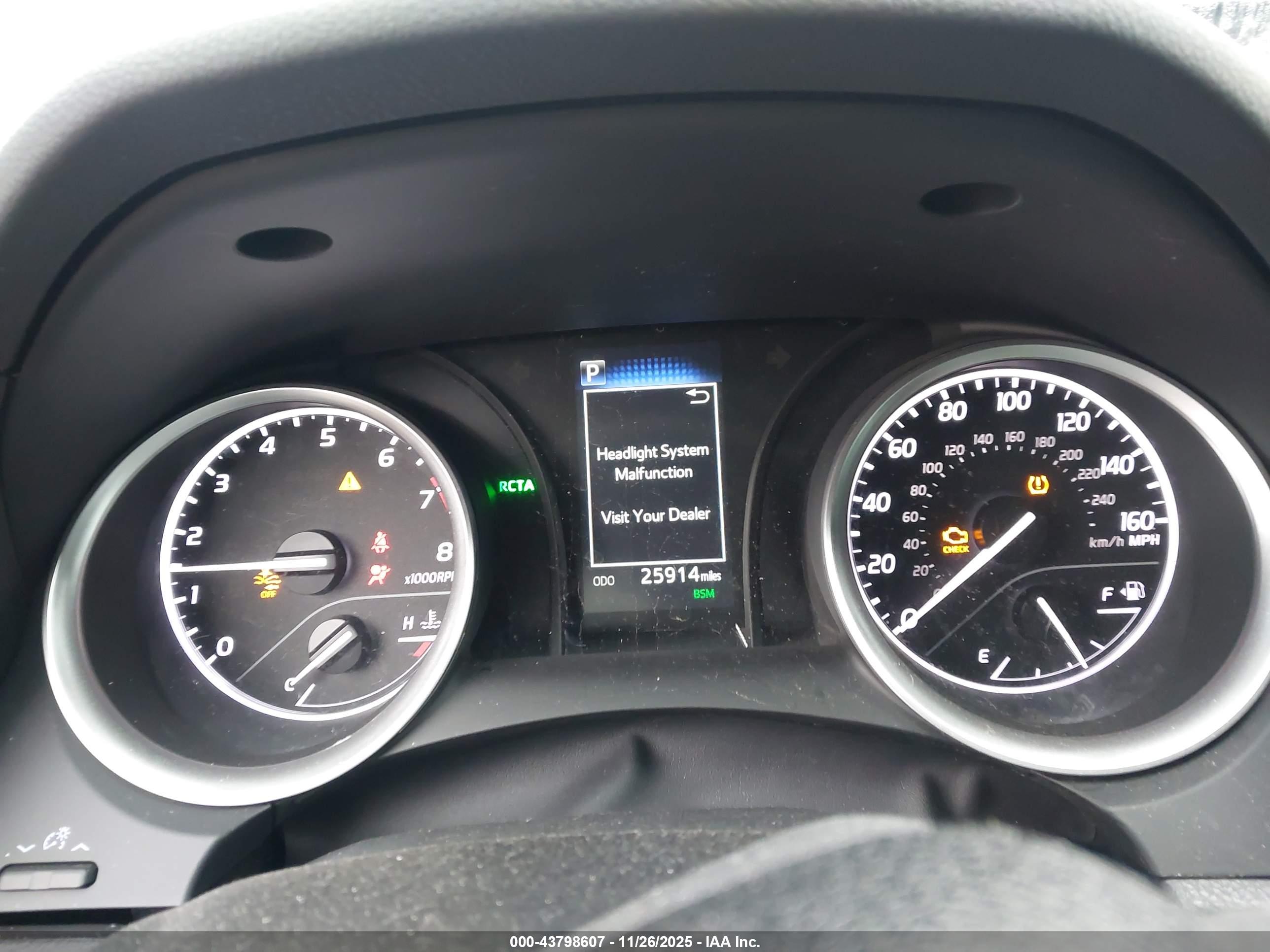 TOYOTA CAMRY image 7