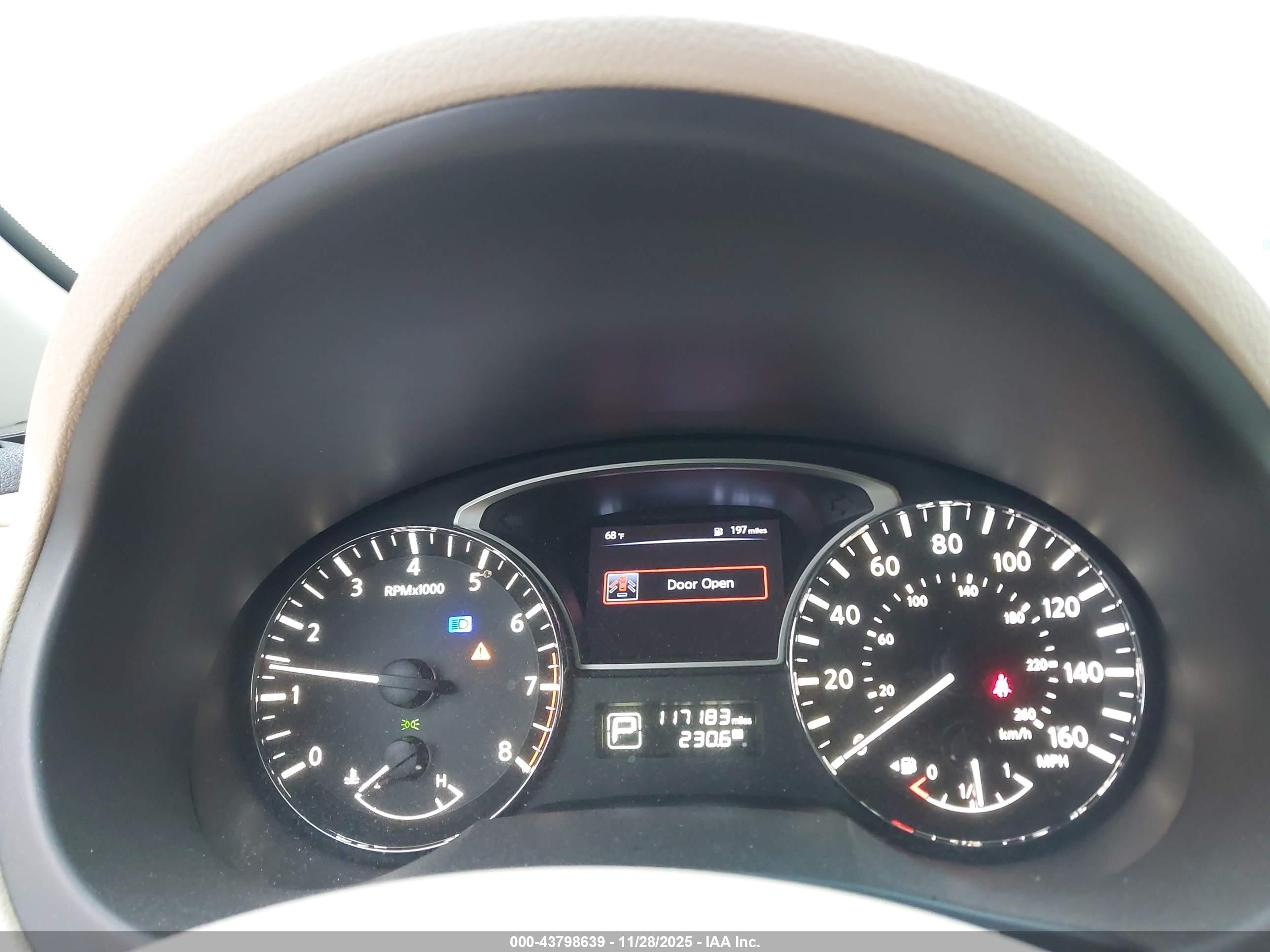 NISSAN ALTIMA image 7