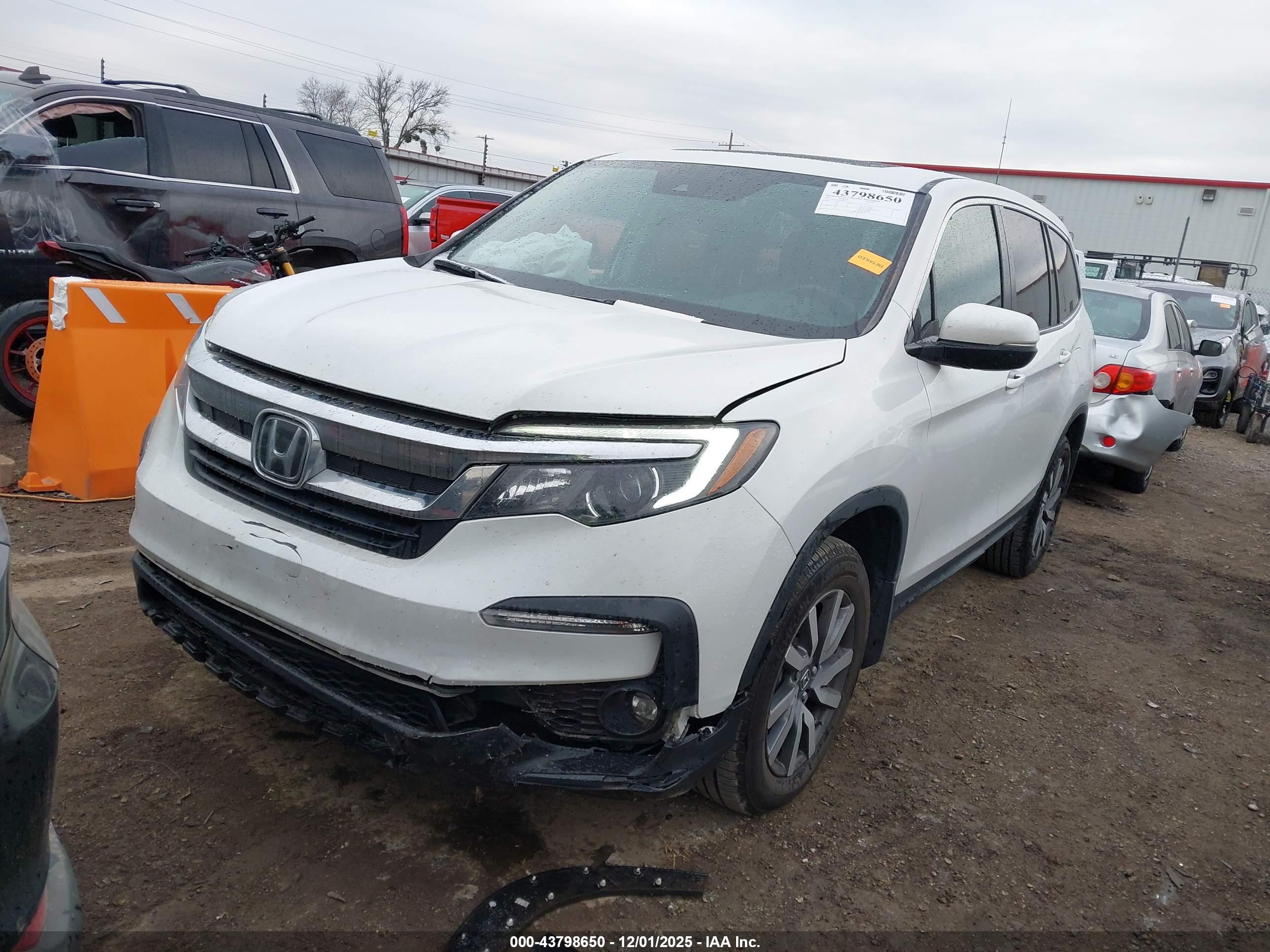 HONDA PILOT image 2