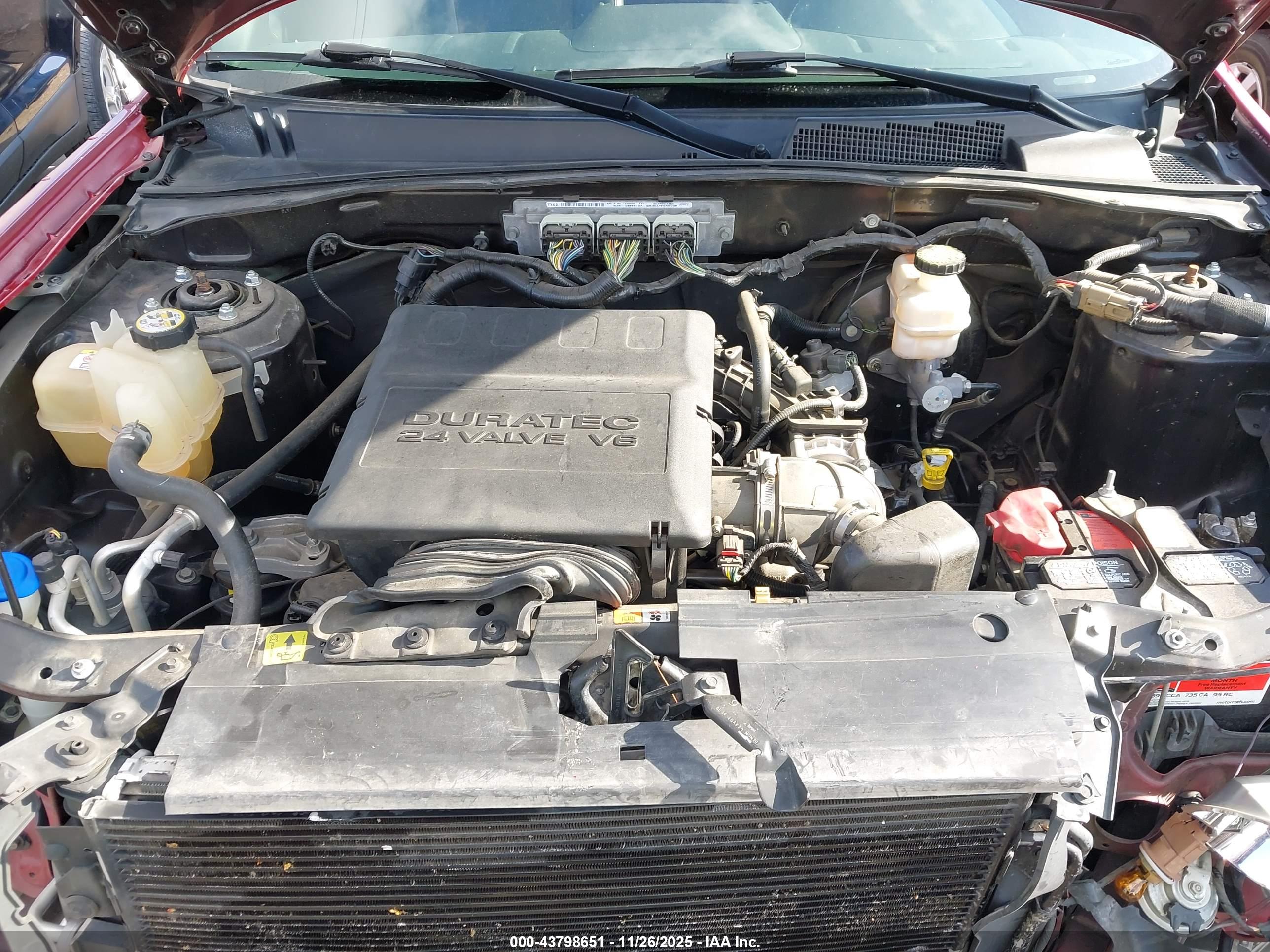 FORD ESCAPE image 10