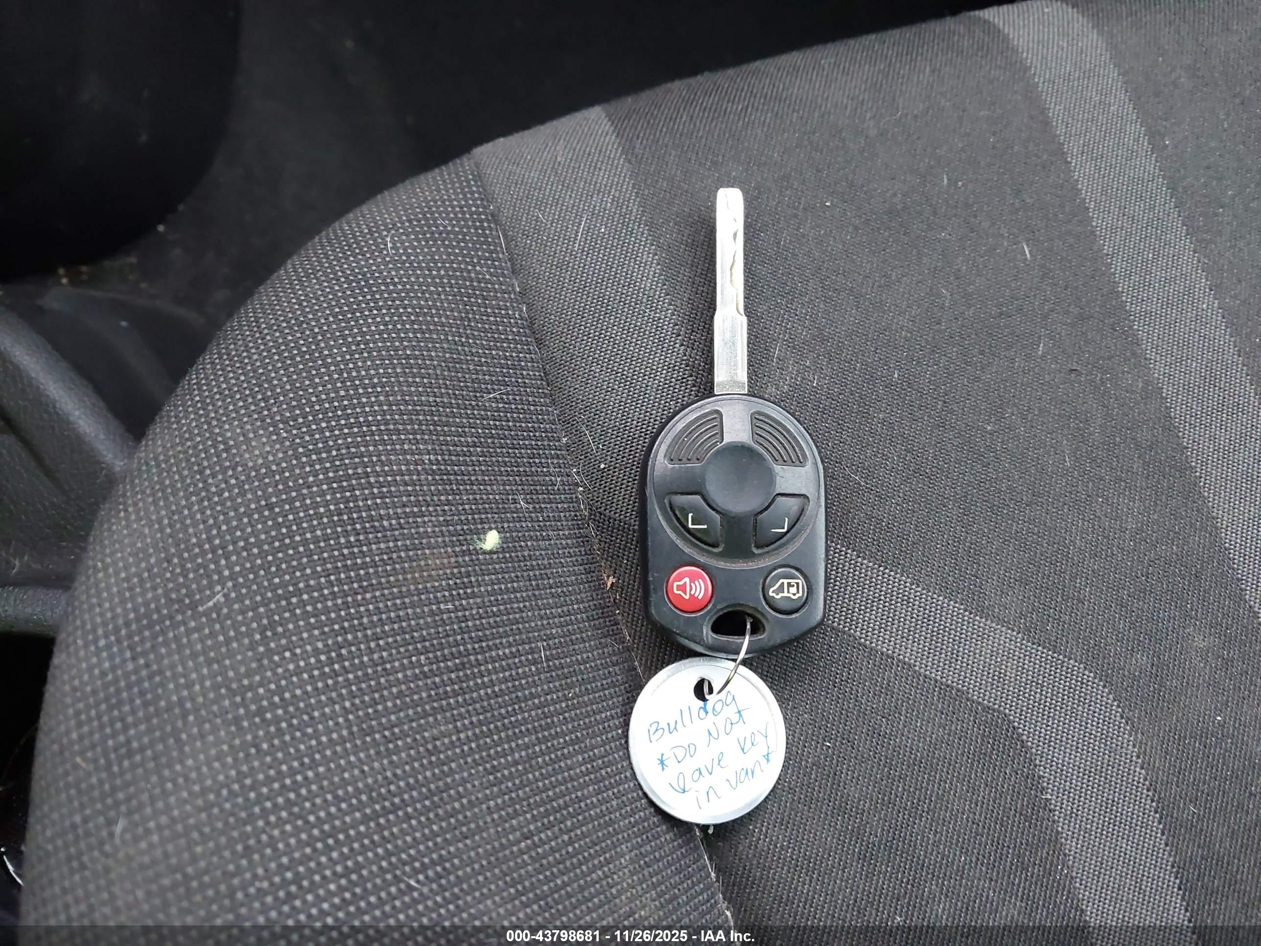 FORD TRANSIT image 11
