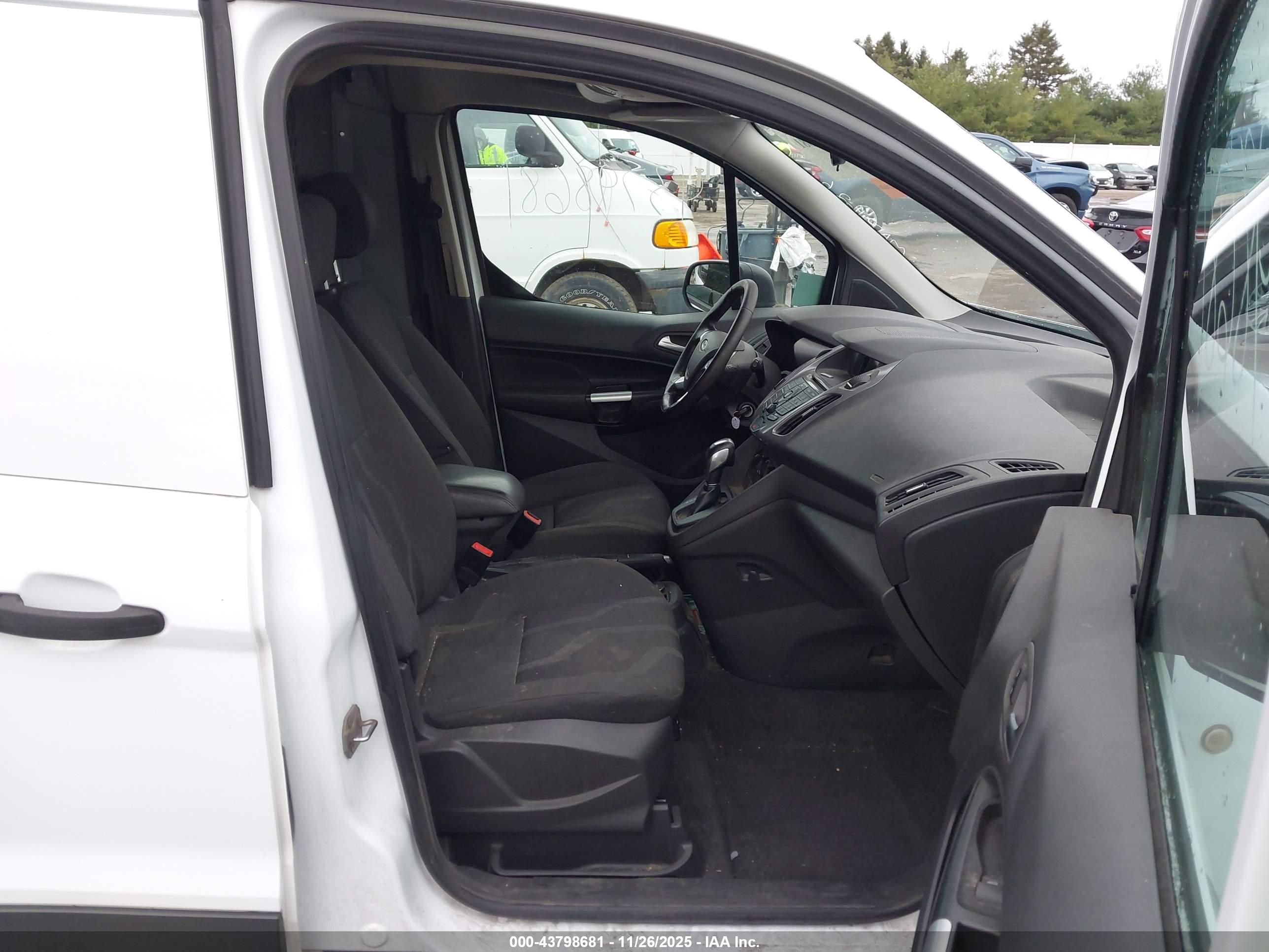 FORD TRANSIT image 5