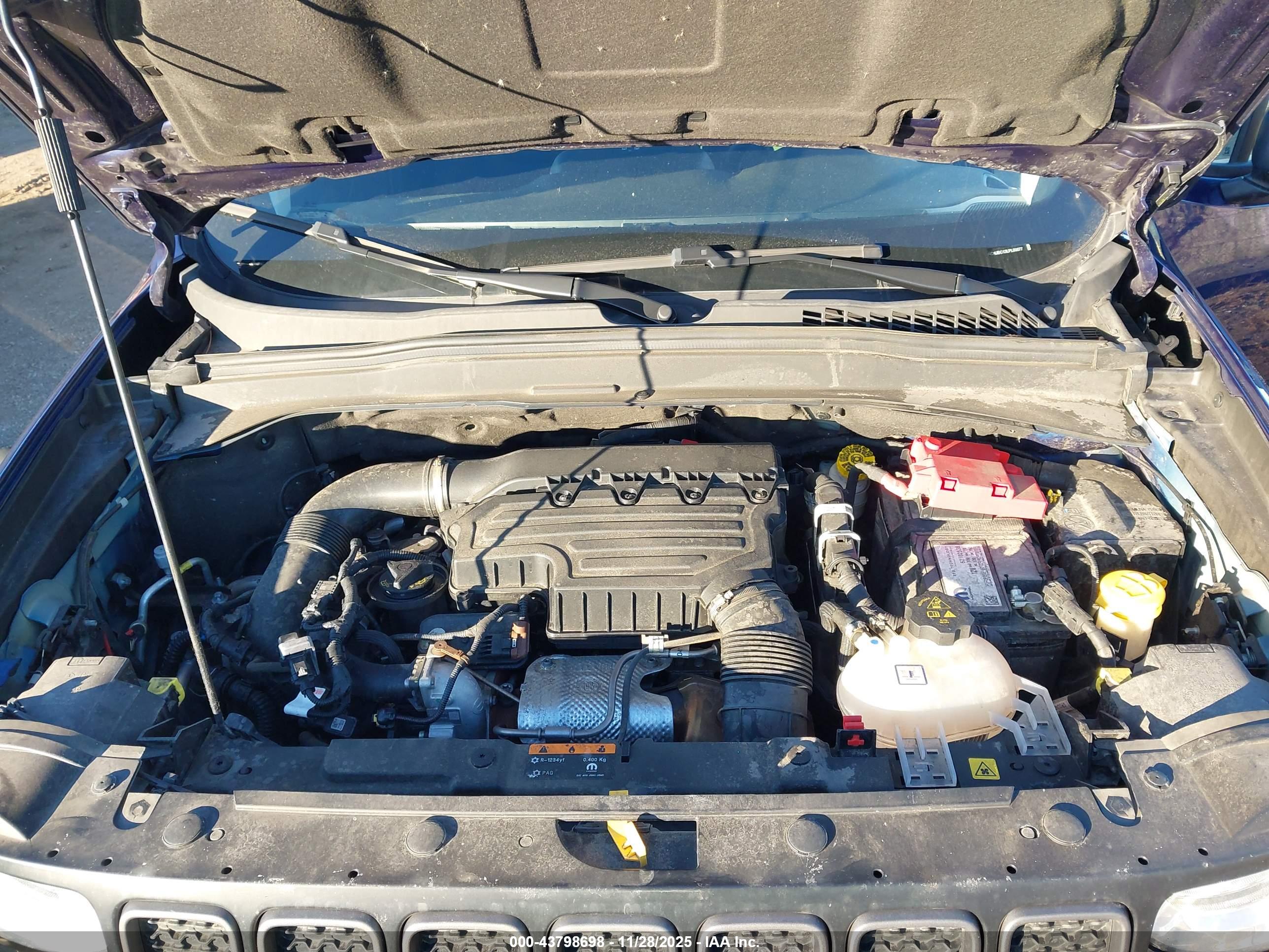 JEEP RENEGADE image 10