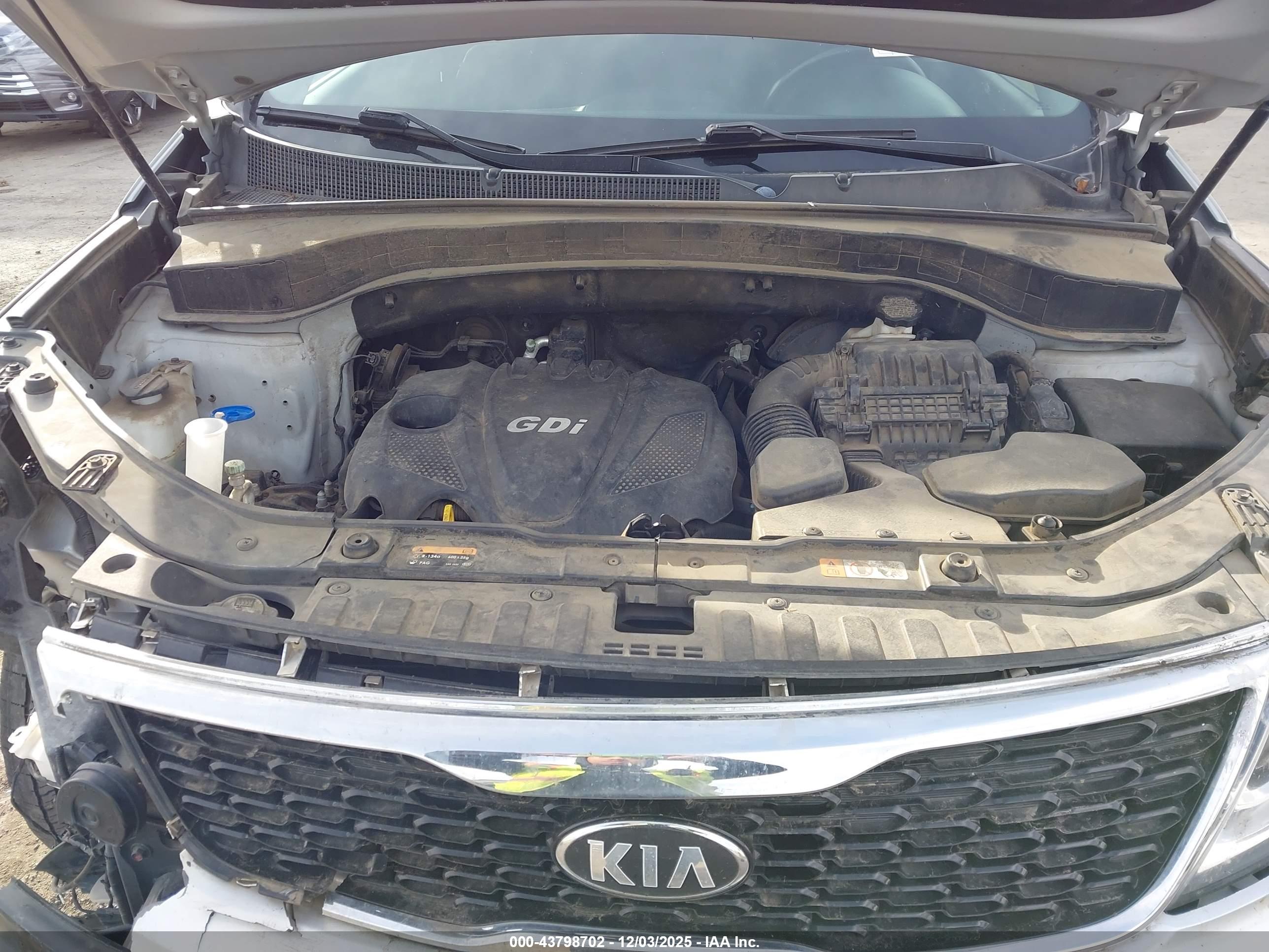 KIA SORENTO image 10